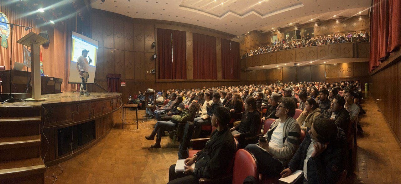 Achachilabtc presenting Bitcoin education to a large audience in Bolivia at a Bitcoin Research community event