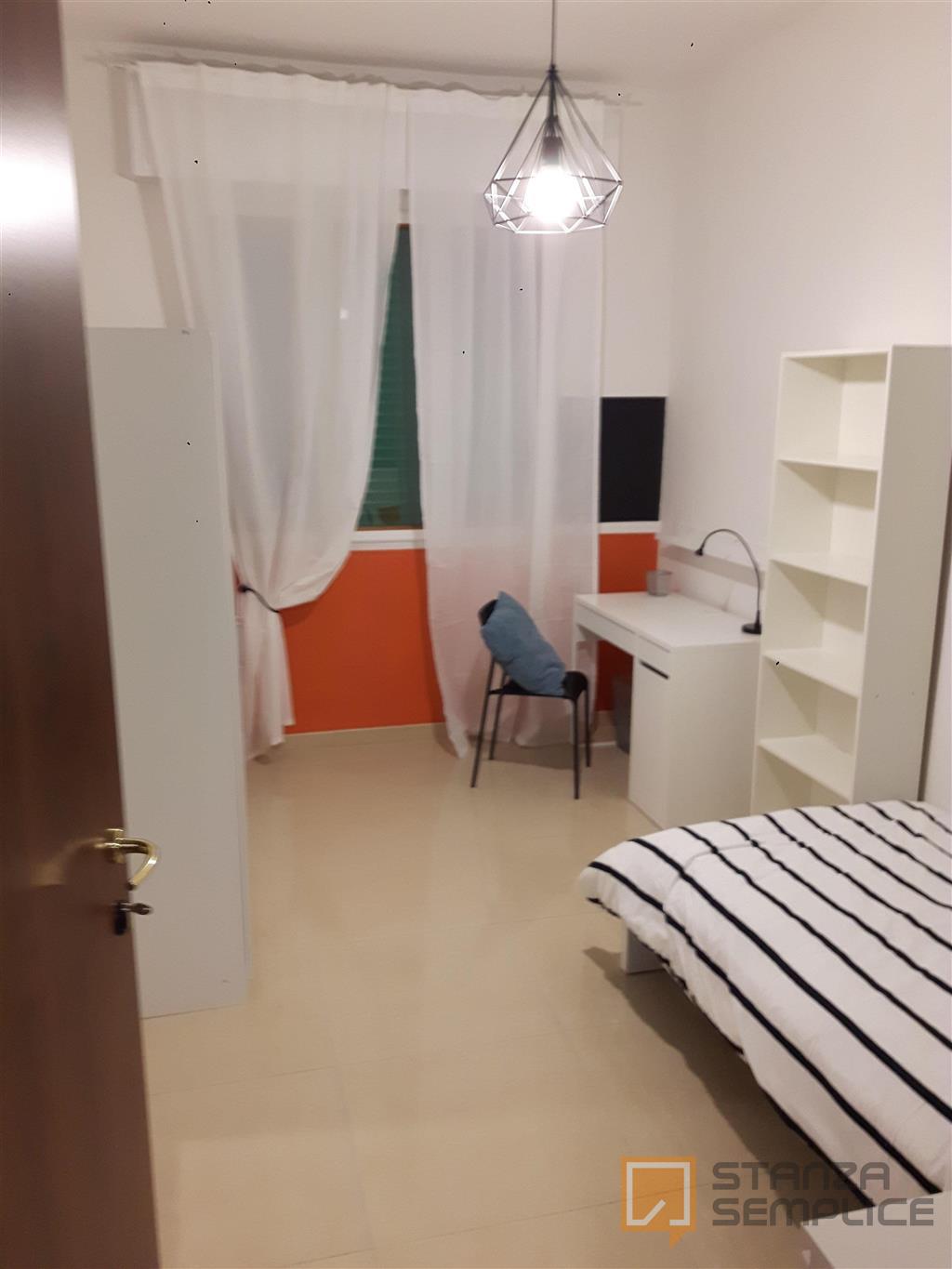 Stanza di 11.5 mq in Via DI GAGNO, Pisa