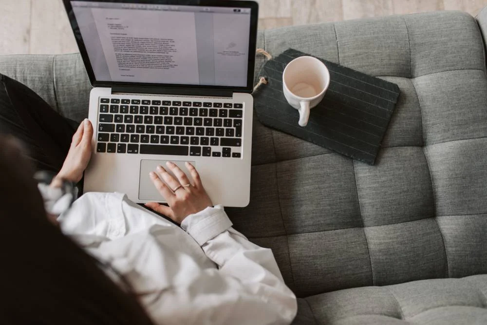 How to Hire the Right Ghostwriter for Your Project