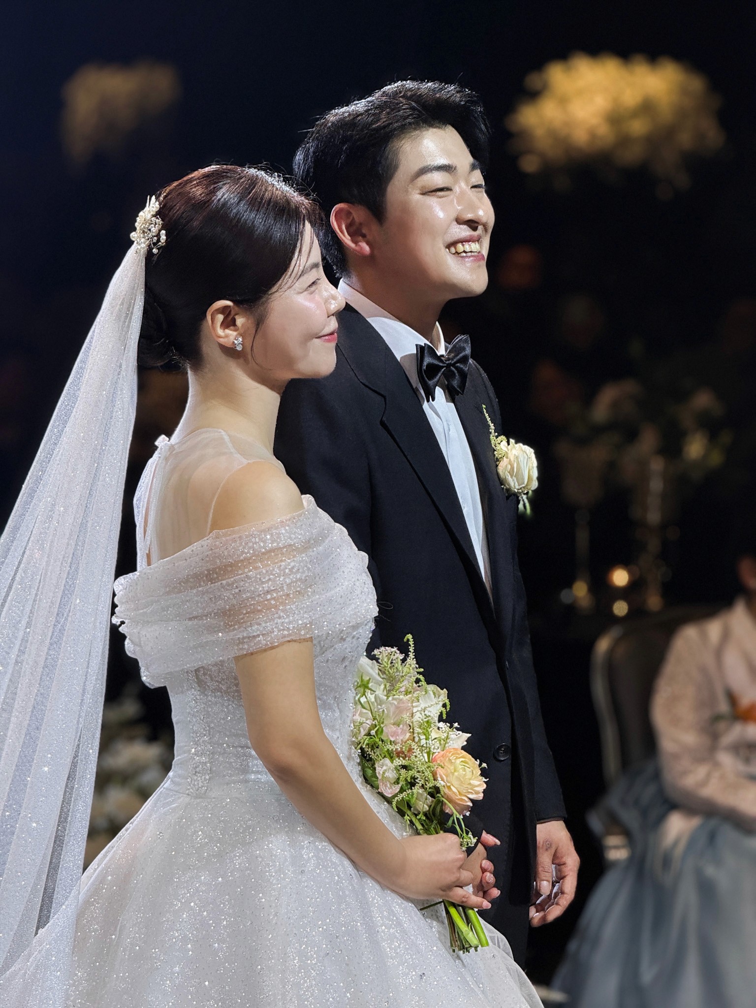루이비스 문정 아이폰스냅 후기 | 플로브 감성으로 담아낸 찰나의 본식 기록
