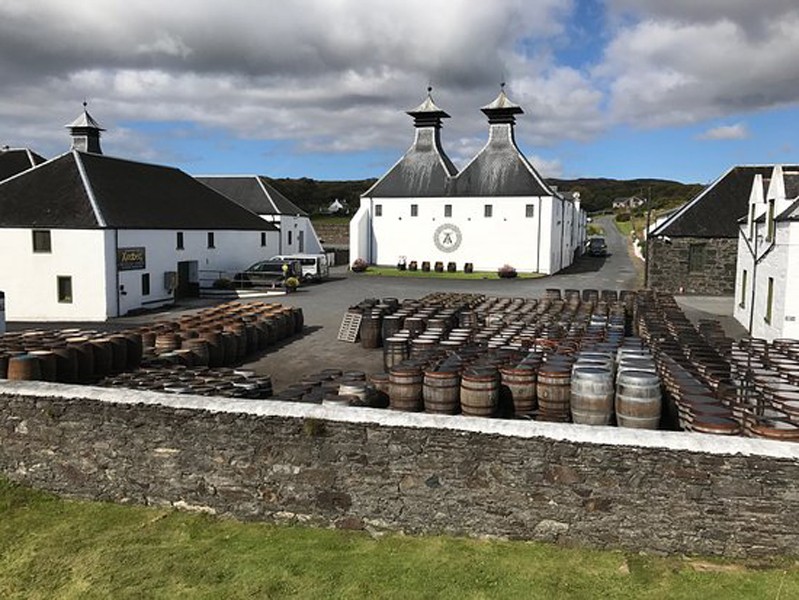 Caol_Ila-Distillery