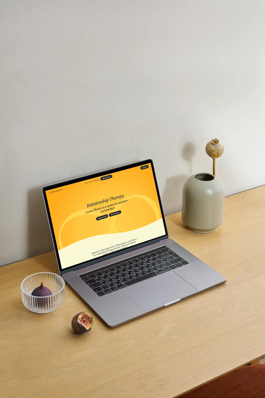 clean, calming, minimalist lumaroom branding