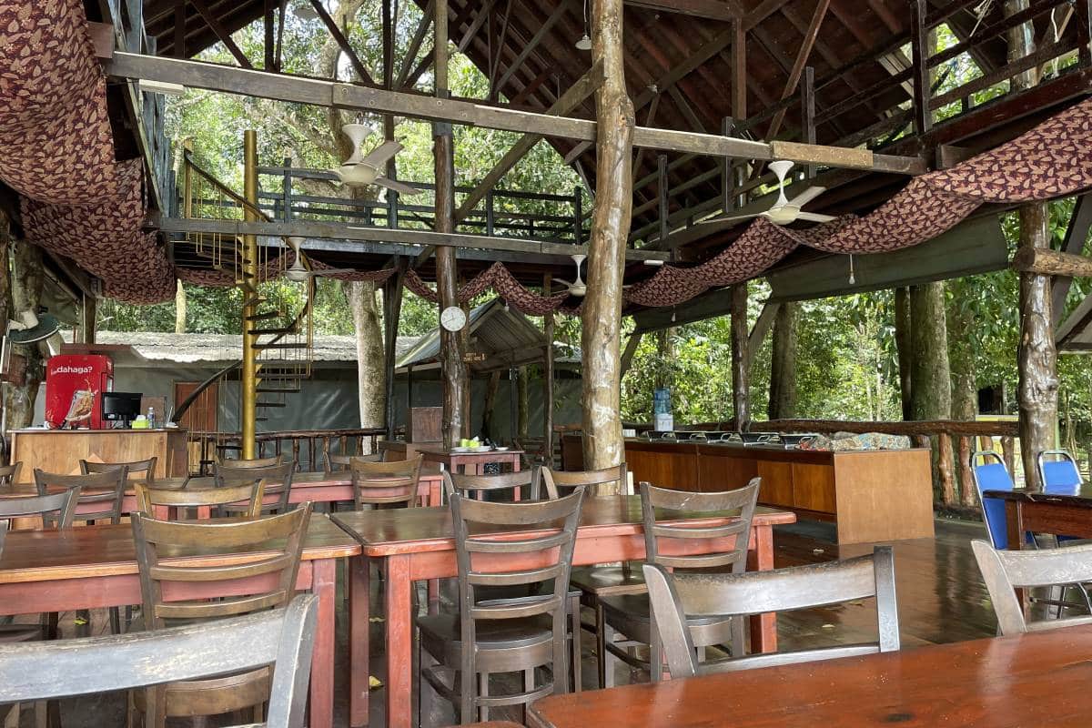 Borneo River Tour, dining area