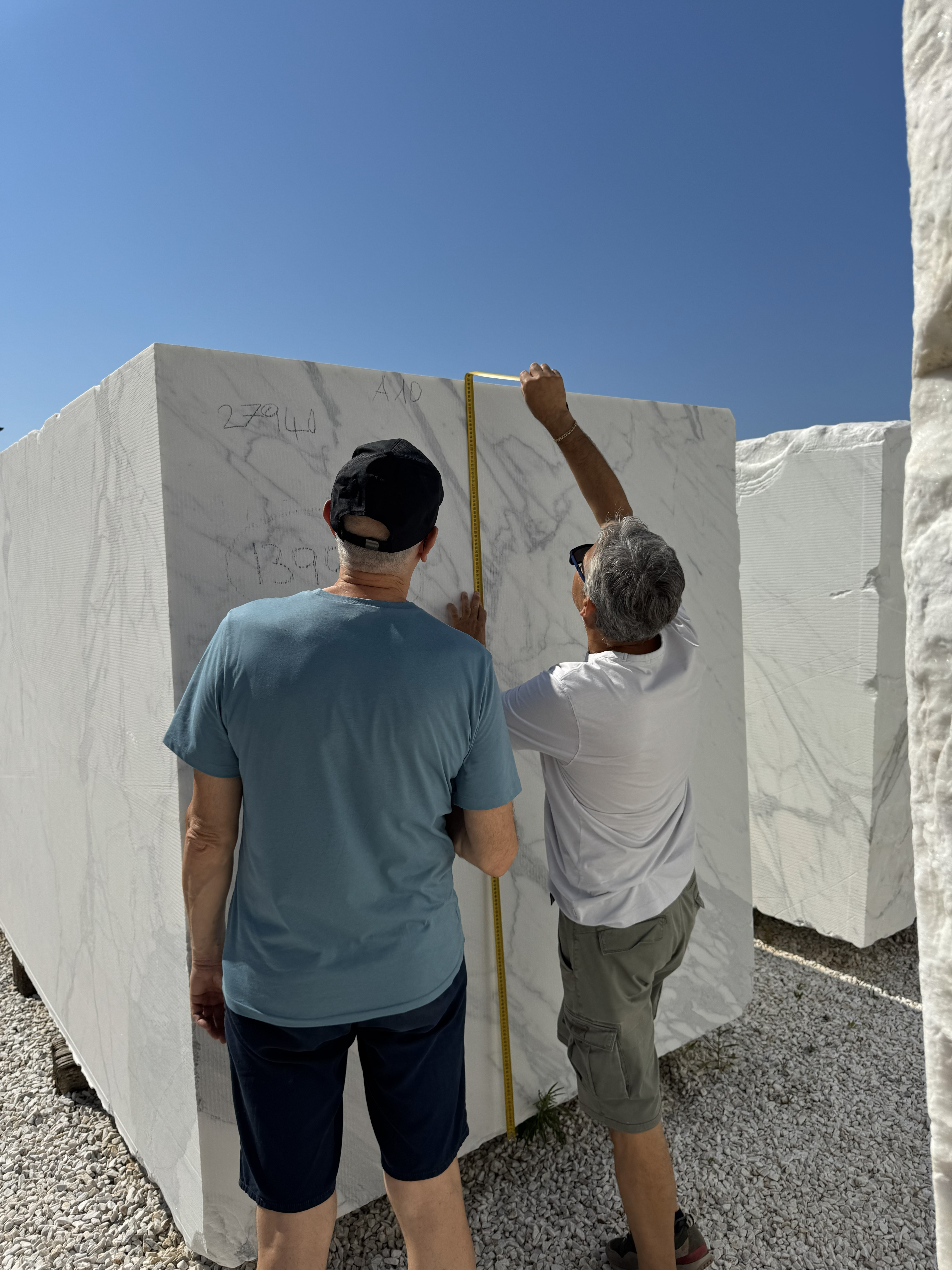 measuring block calcatta statuario