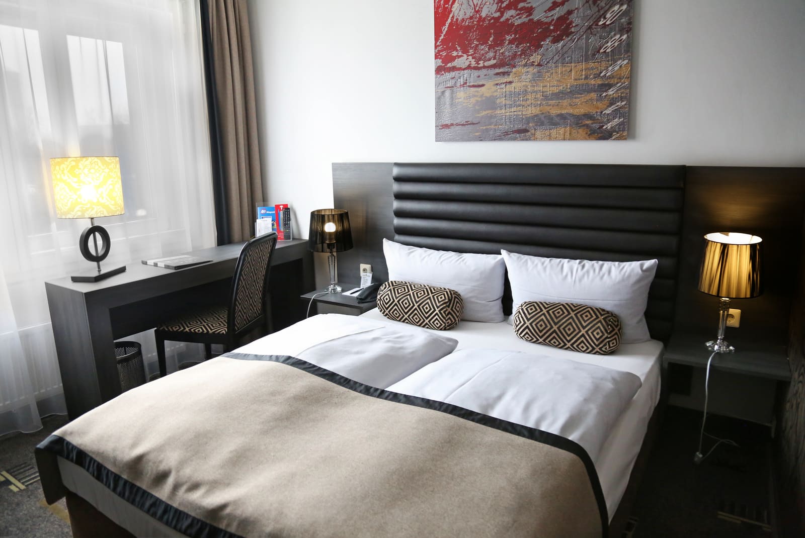 View of an Economy Room at the Park Hotel am Berliner Tor - featuring a Queen size bed