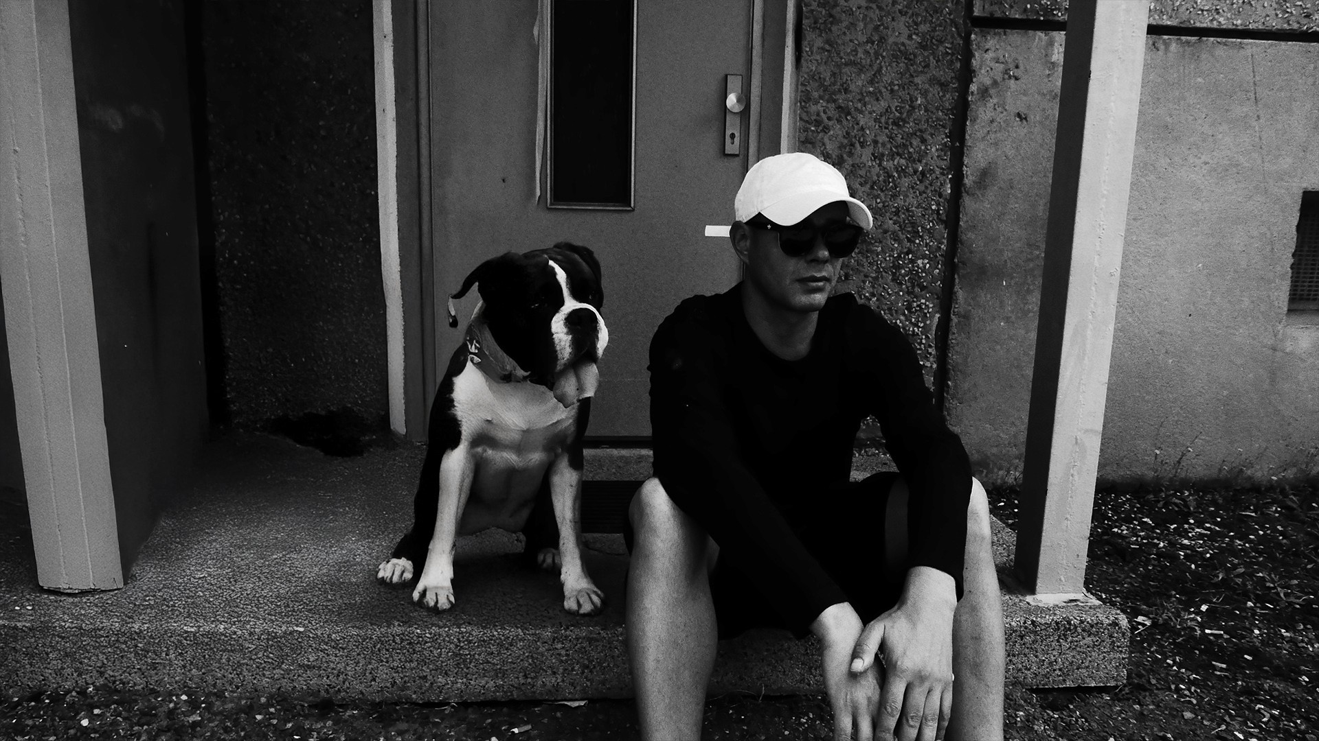 trettmann diy album cover, doku splash, big dok blakc and grey