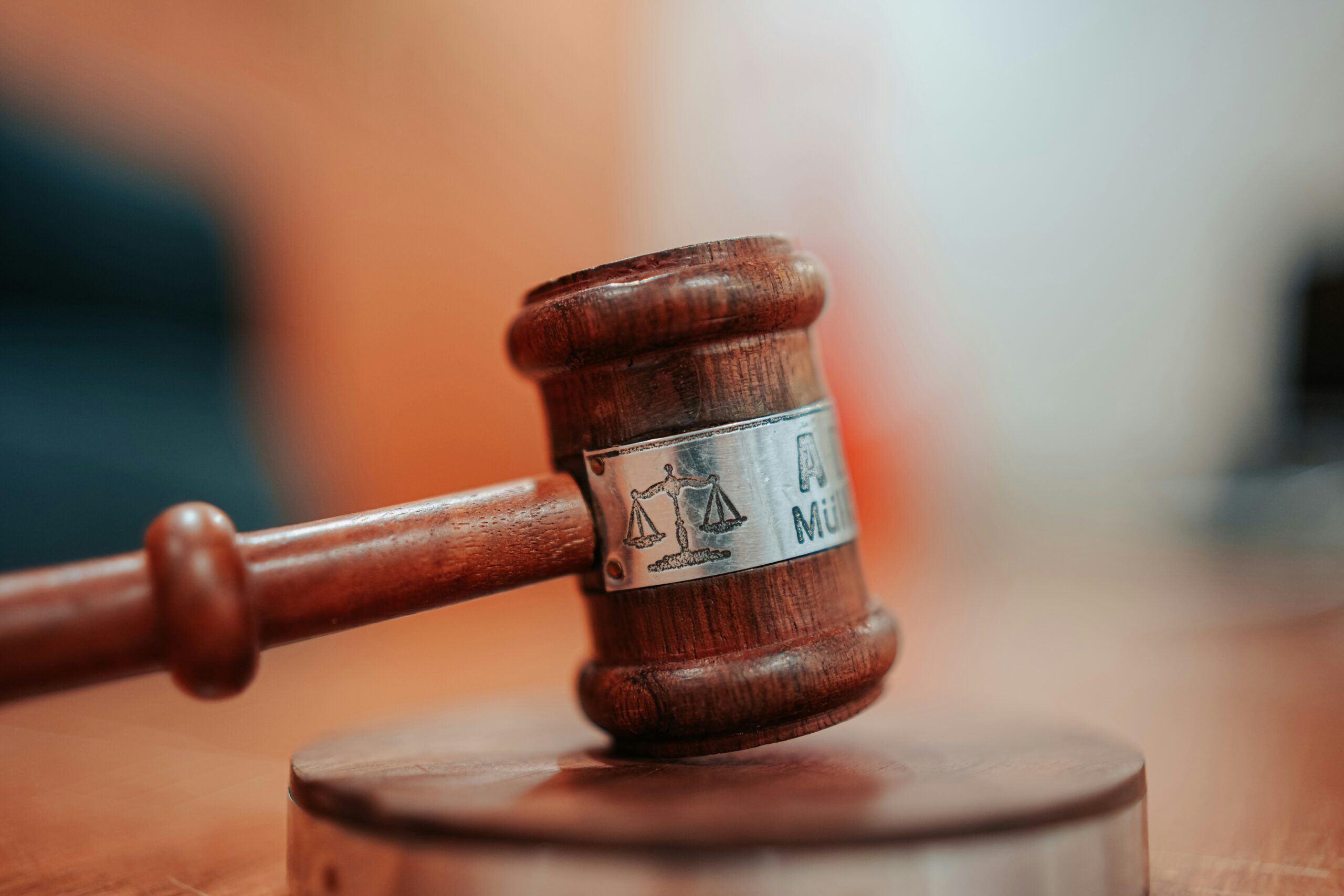 Gavel Slamming