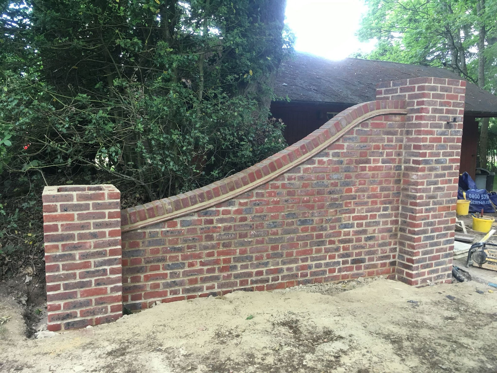 Circular and Curved Brickwork Header