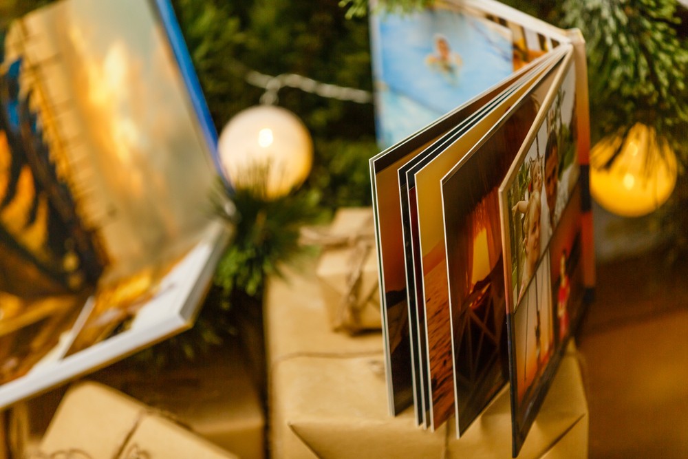 A Christmas family photoshoot album beautifully captured with creative and festive Christmas photos in Dubai by Mahvin Photography