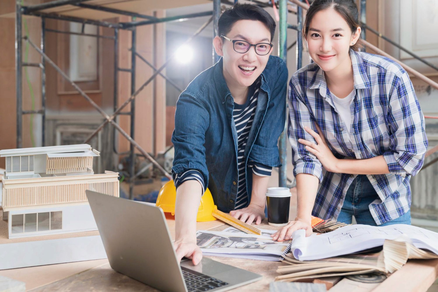 機場辦公與藝術空間裝修協調會議,從設計到施工全程跟進交付Airport office and art space renovation coordination meeting, end to end support from design to construction