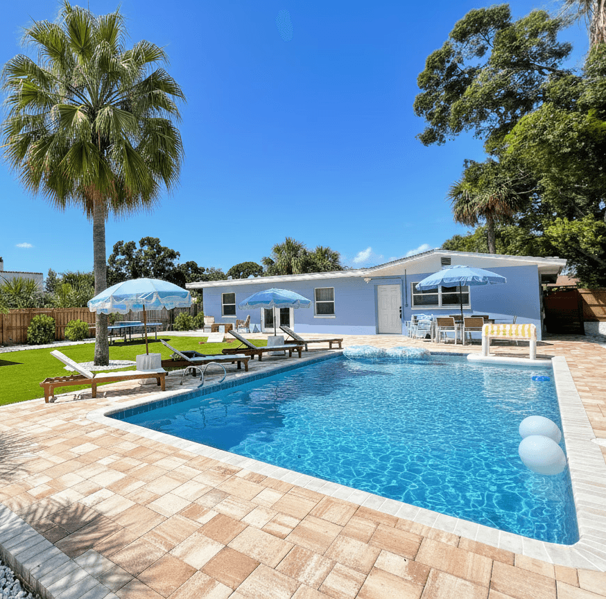 Private heated pool backyard paradise in Melbourne, Florida