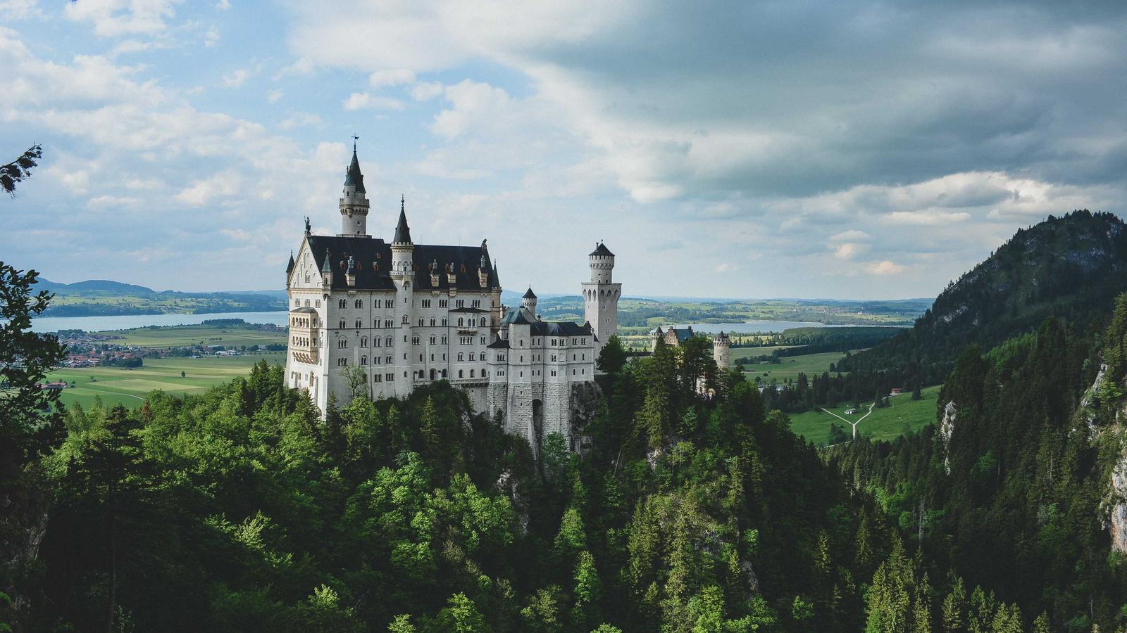 NYC to Austin, TX long-distance courier — tech, Tesla, Dell, Apple, SXSW, semiconductor delivery