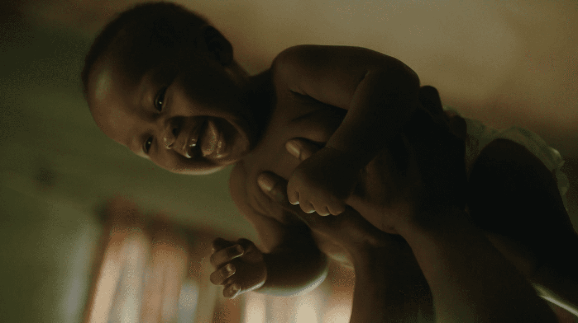 Sketch of a gray orange conceptcar on a white desk