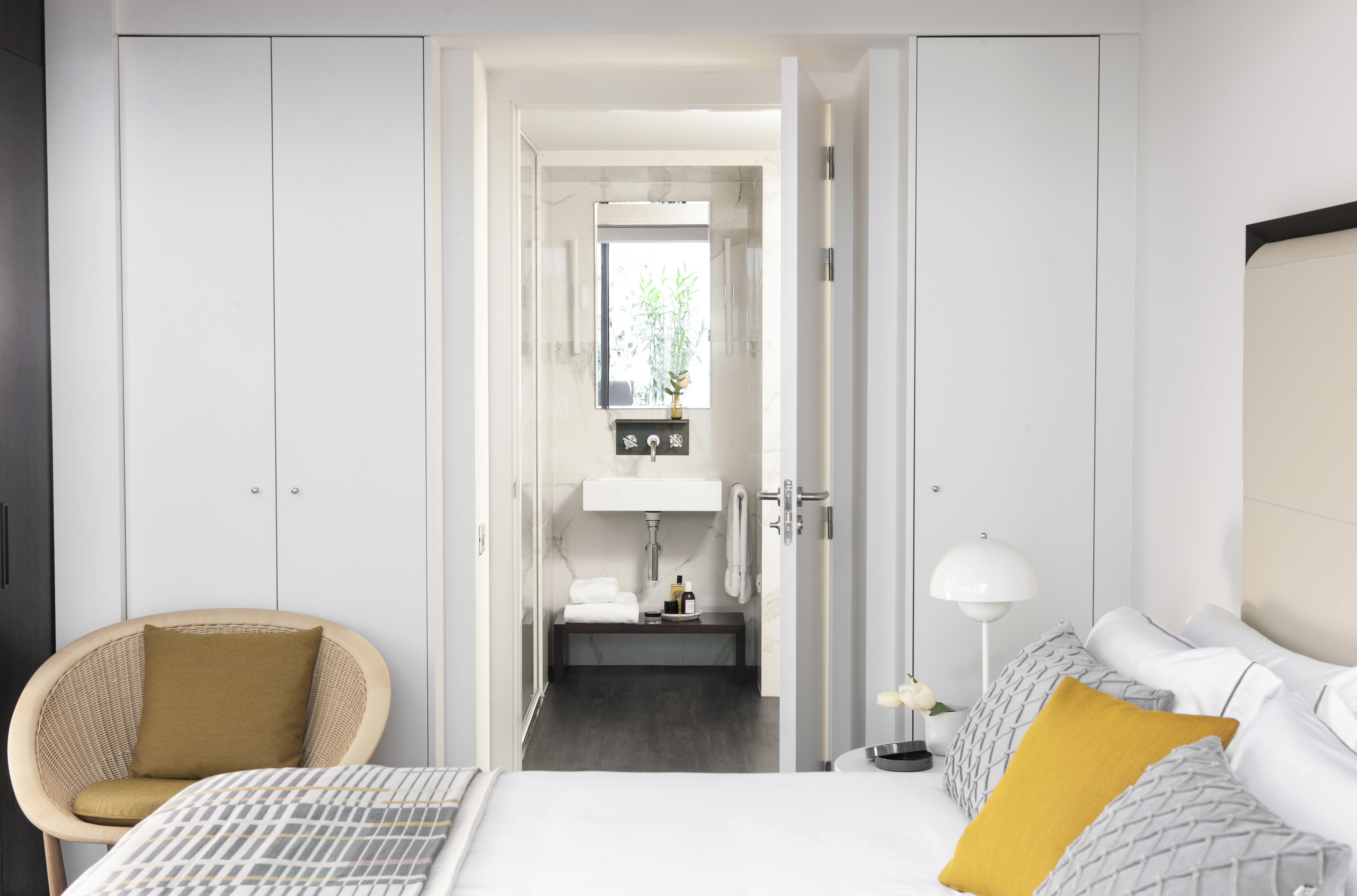 Main bedroom at Sunglow, Simaba Concepció in Barcelona