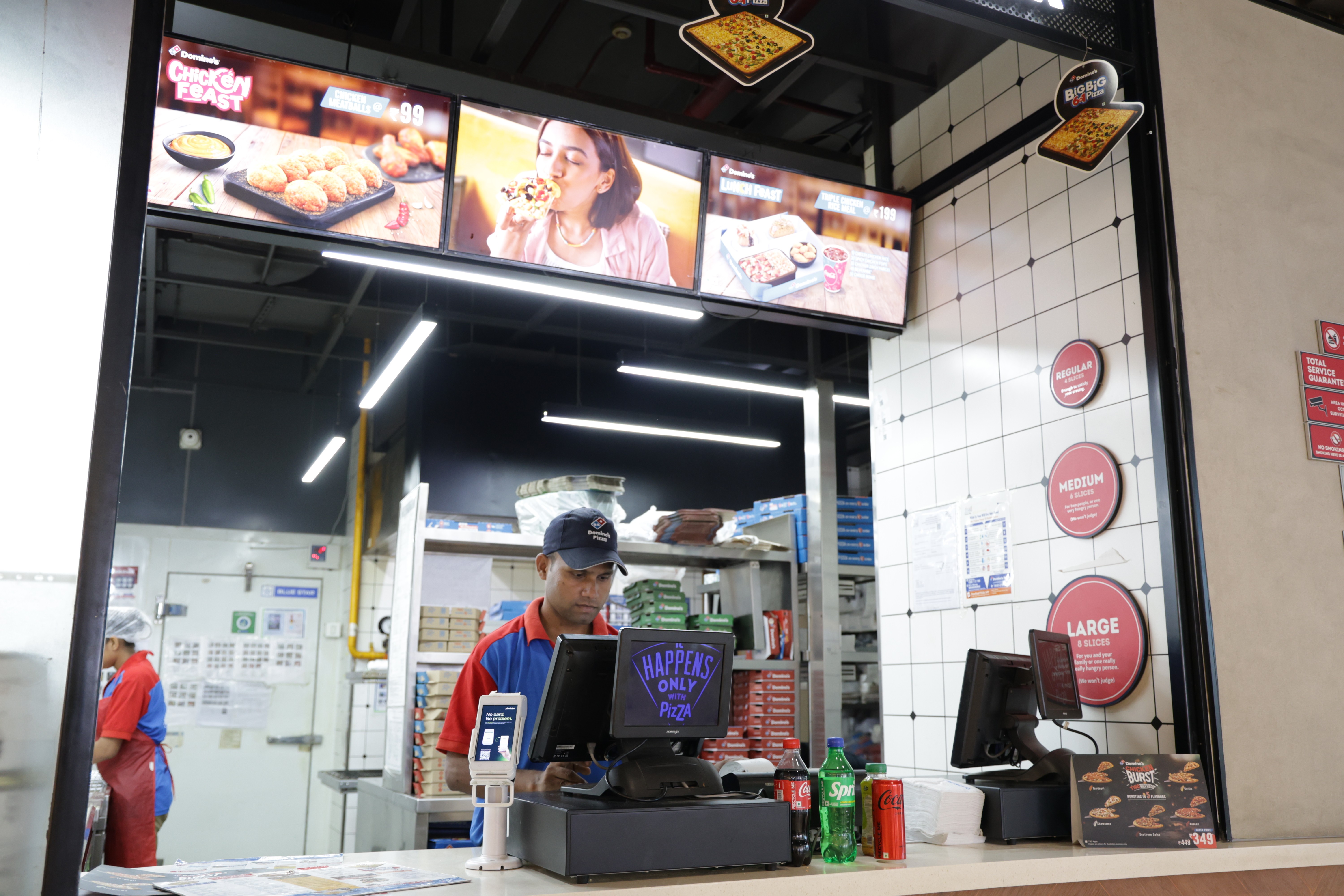 dominos-infinityskmall