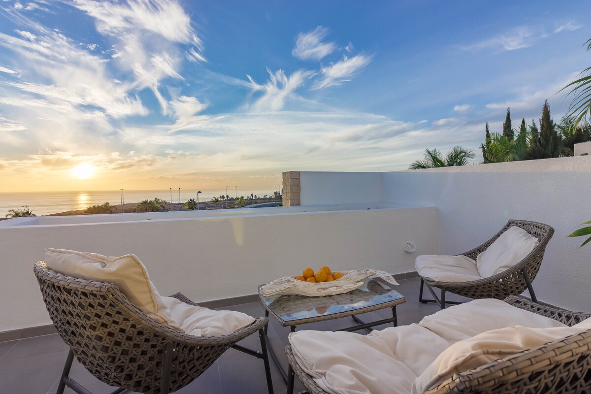 White Whale Photo 25