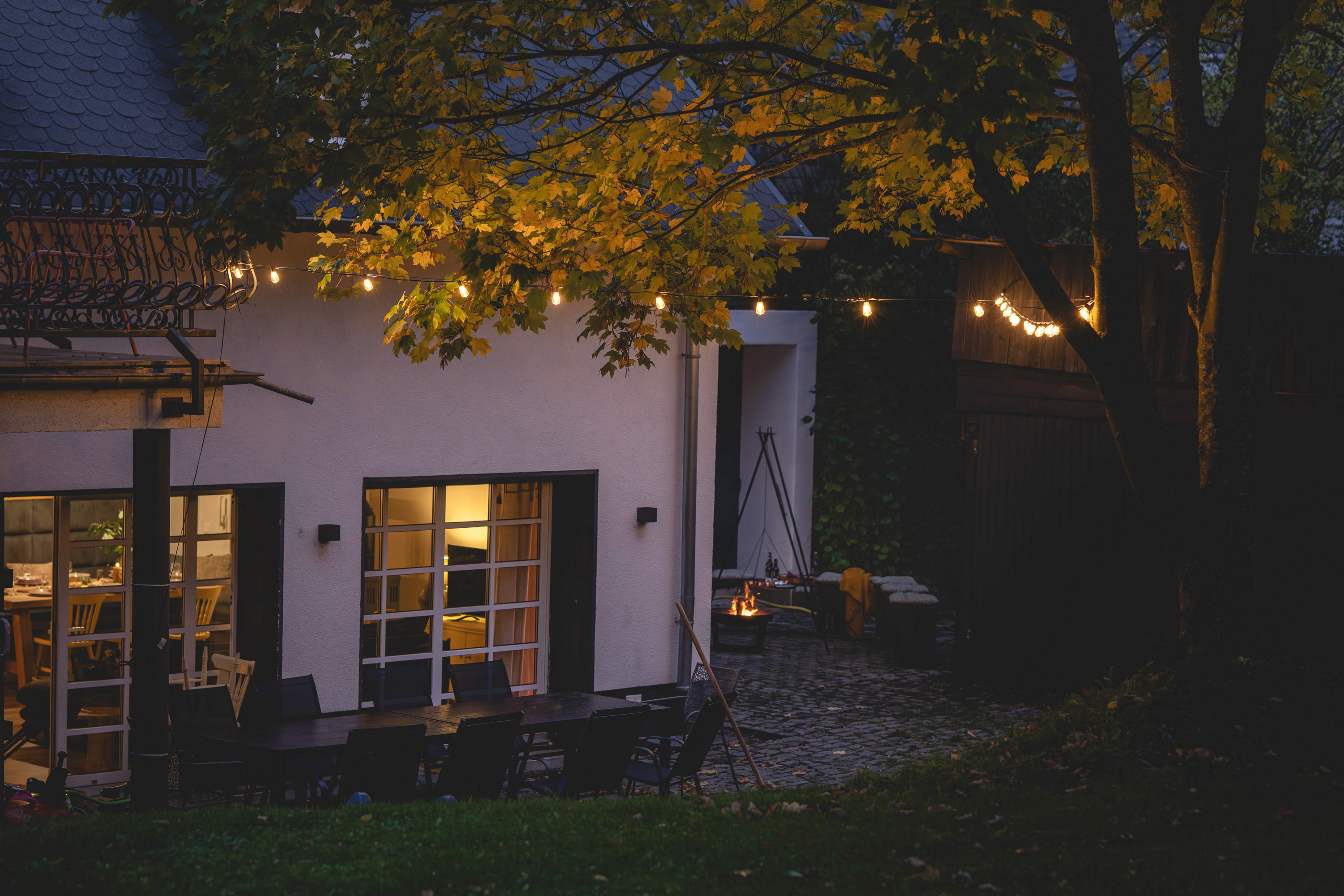 Terrasse Chalet am Abend