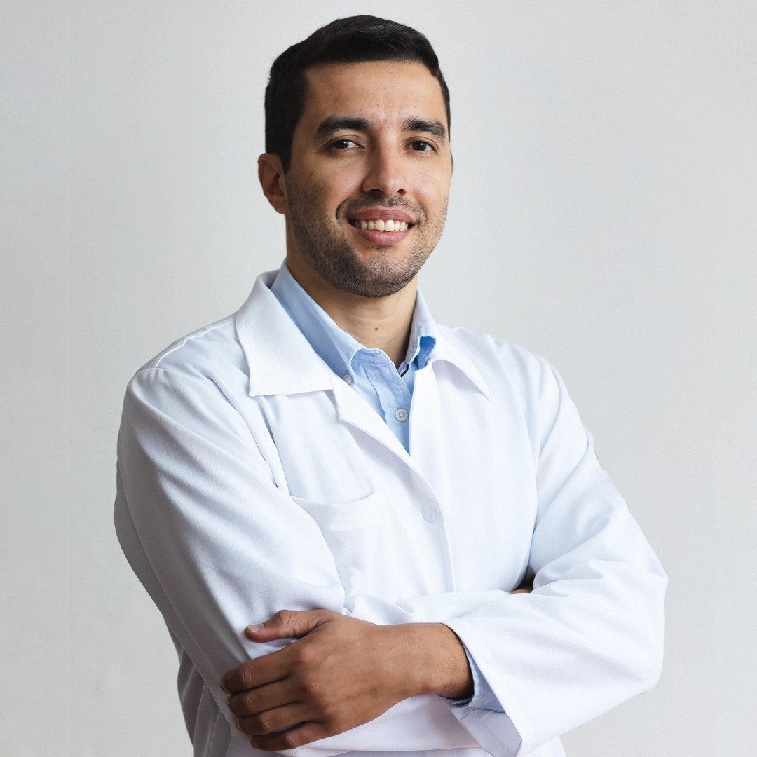 Dr. Leonardo Seyboth