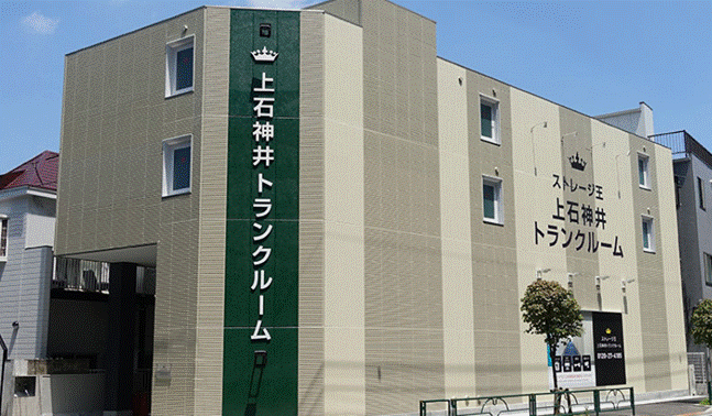 야외, 건물, 하늘, 텍스트이(가) 표시된 사진
자동 생성된 설명