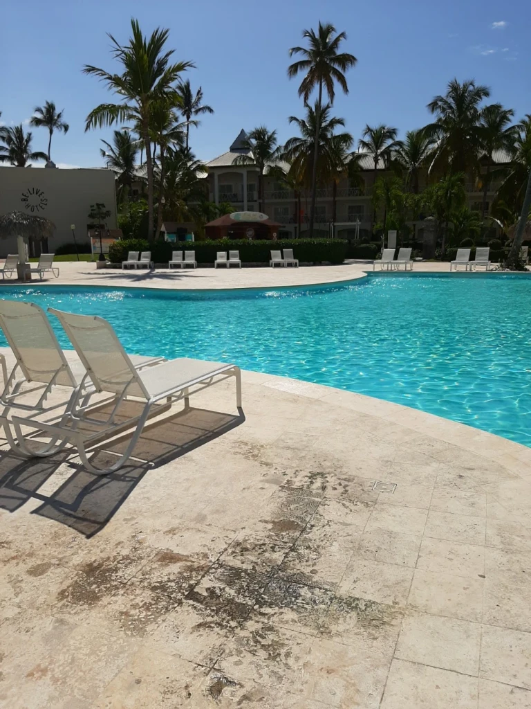 Zagrzybiona ściana w hotelu Turcja reklamacja Itaka