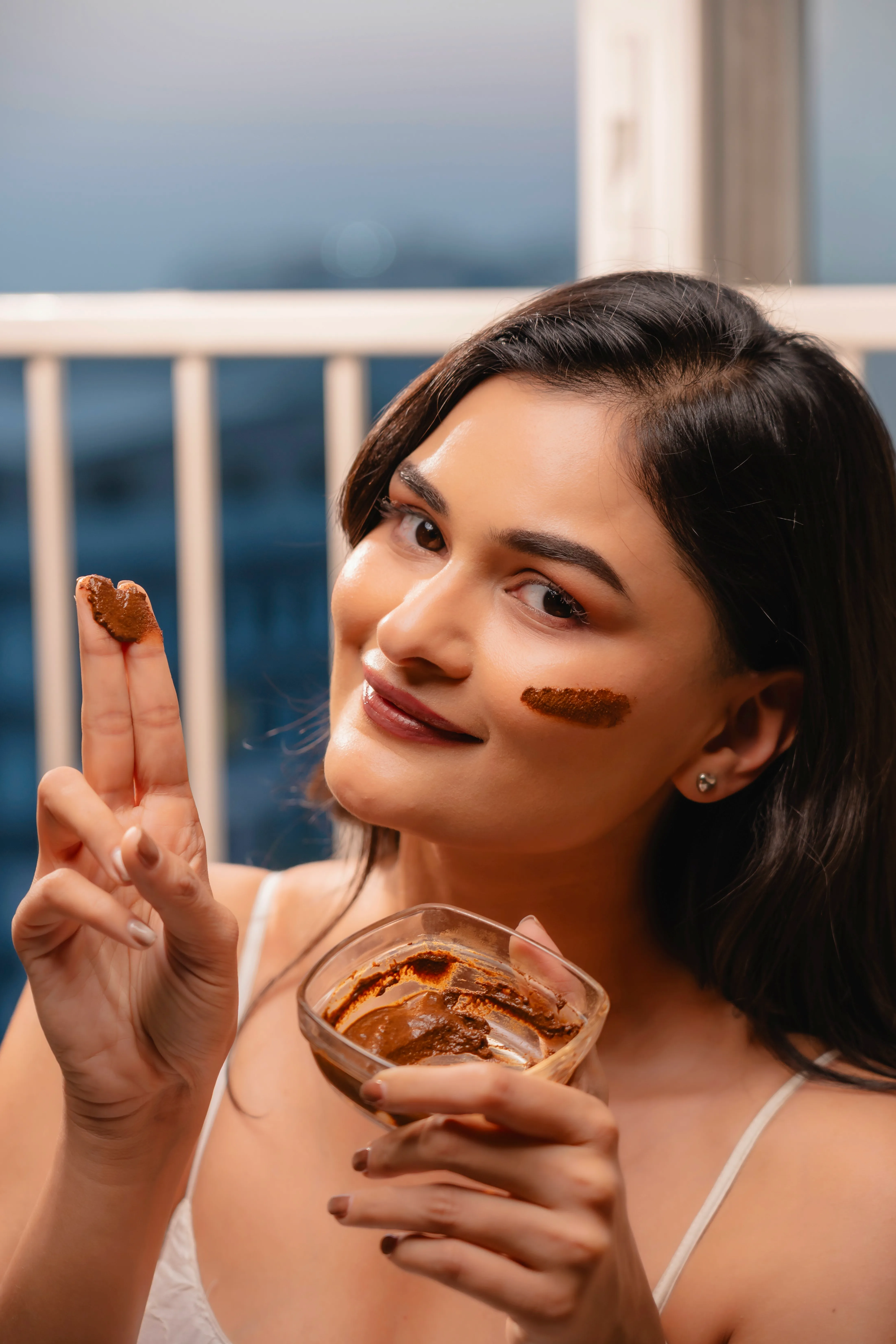 Woman demonstrating Bionii beauty and wellness solution