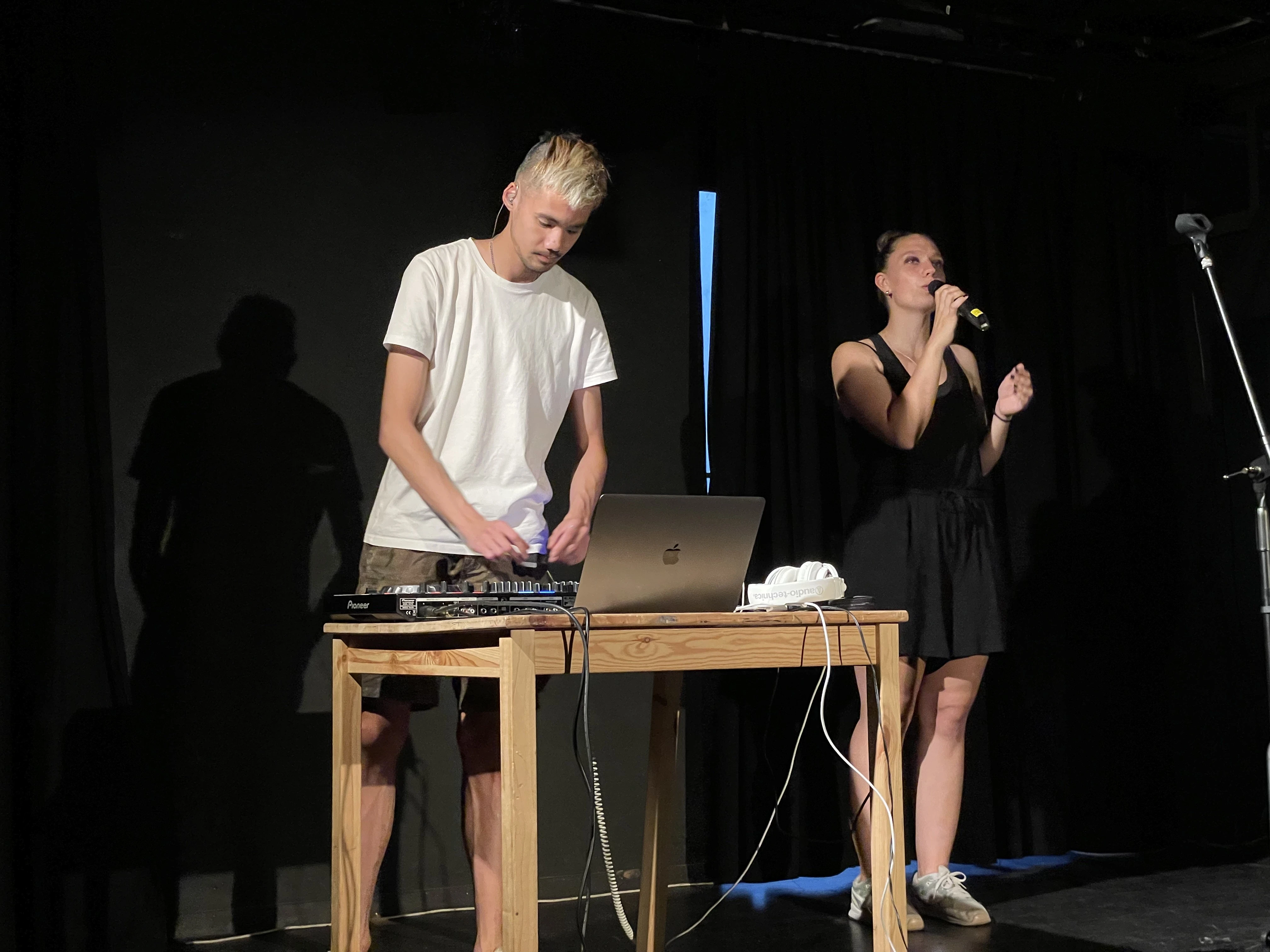 Kadeus aux fêtes de la musique de lausanne au théâtre du vide poche
