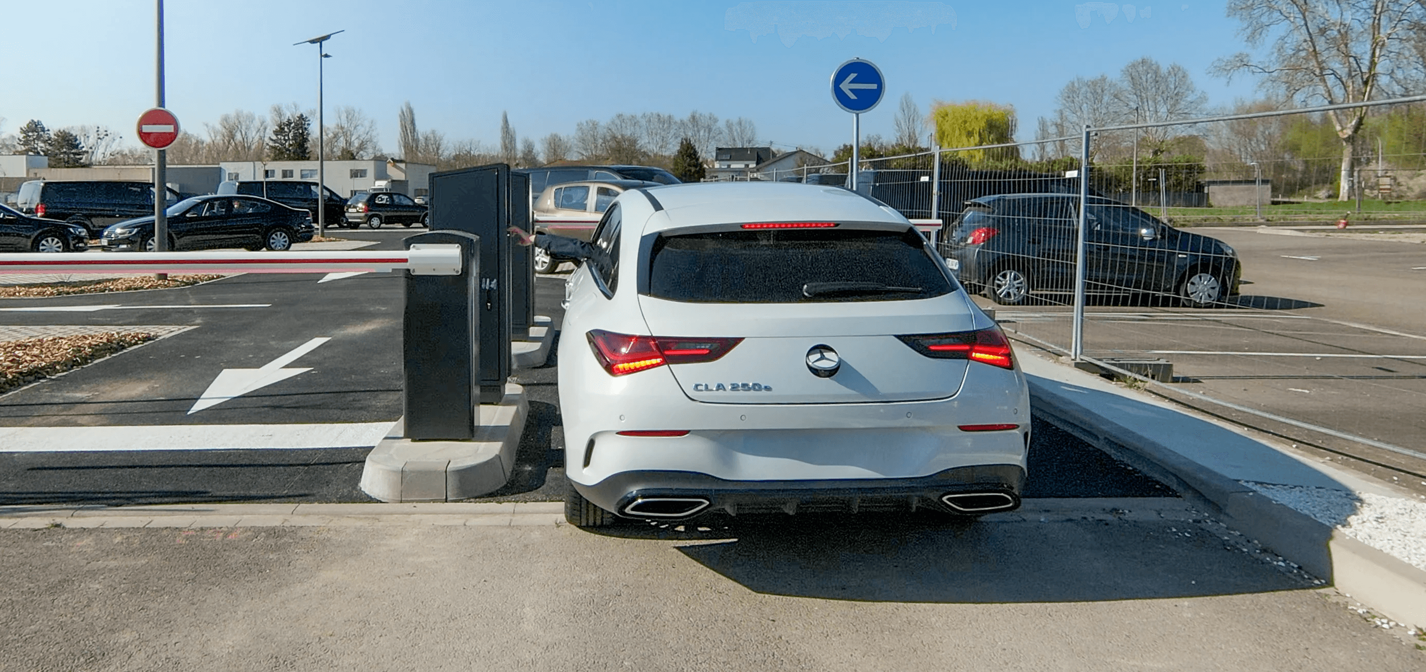 Image du parking longue durée pas cher Leon Car Park aéroport strasbourg