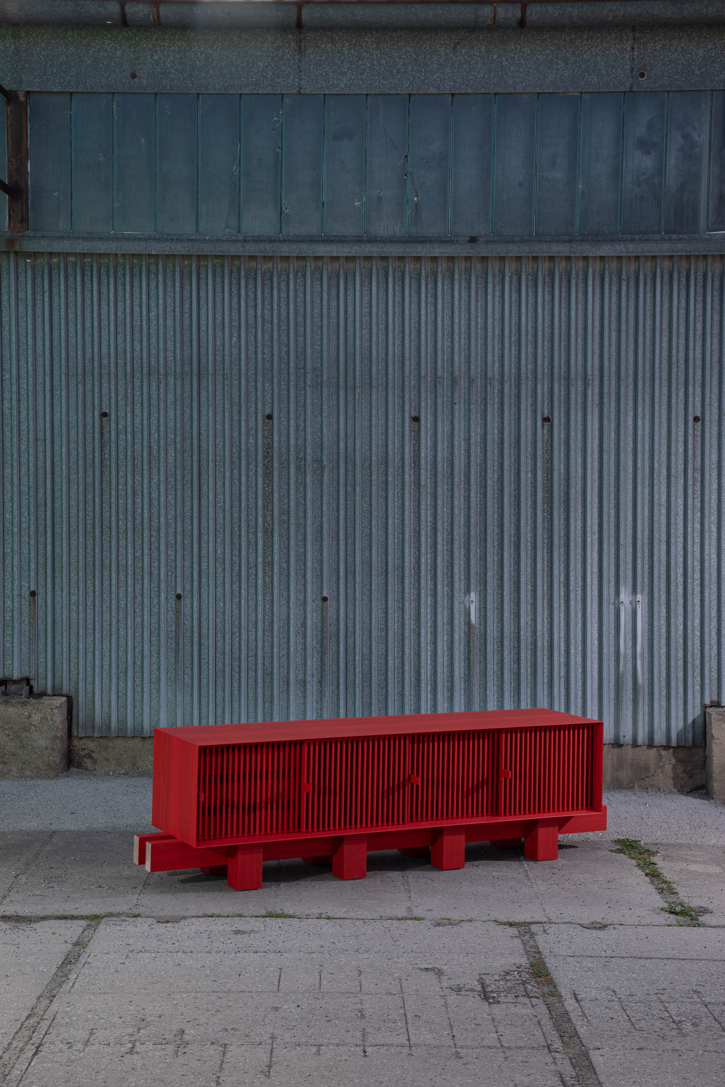 audio-altar-vinyl-collectors-cabinet-designed-by-jiri-krejcirik-for-nozomi