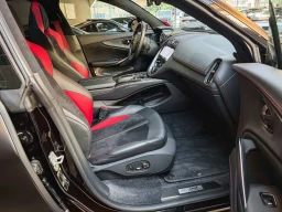Aston Martin DBX 707 — Vorschaubild 18