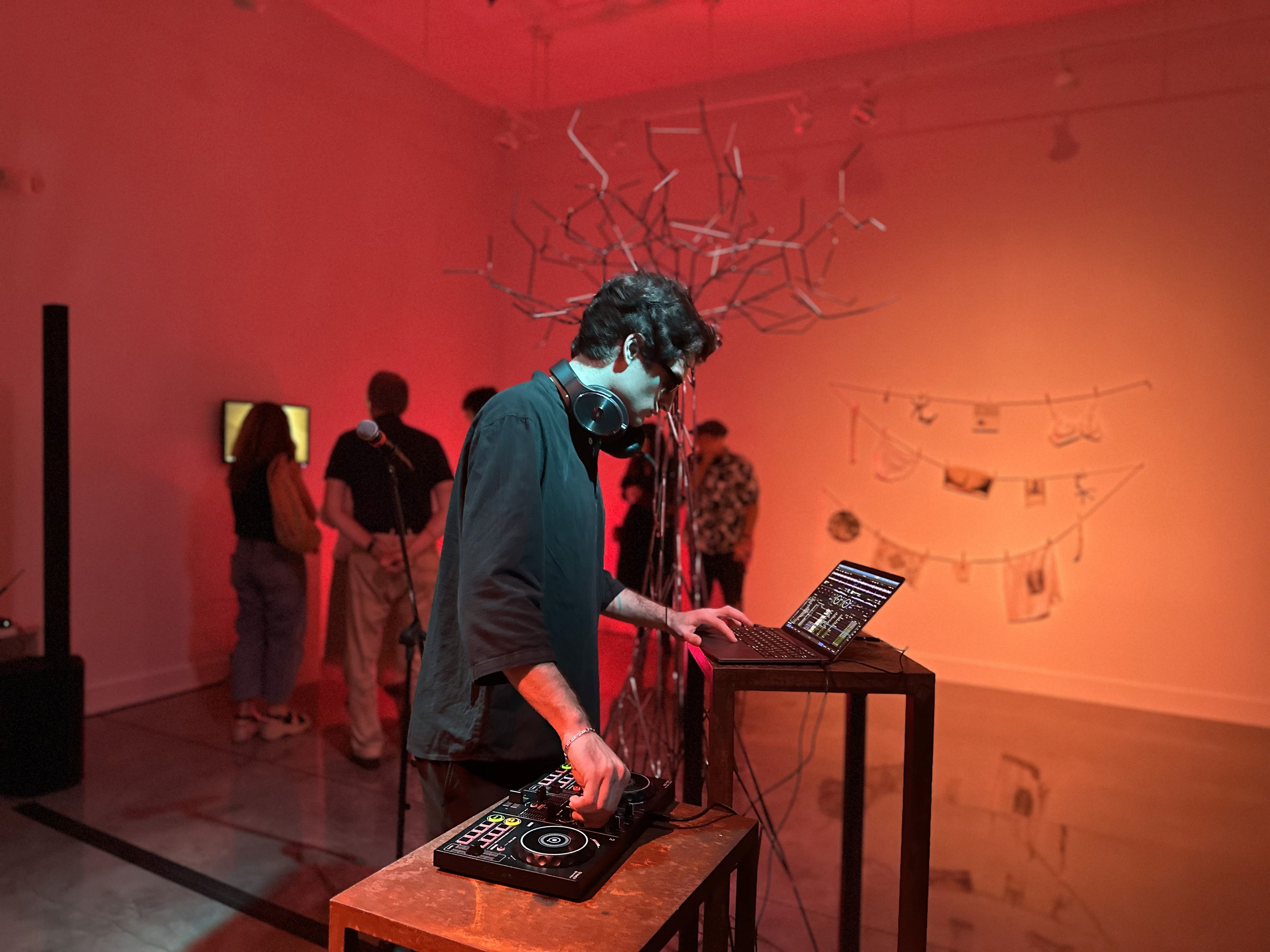 Curation image