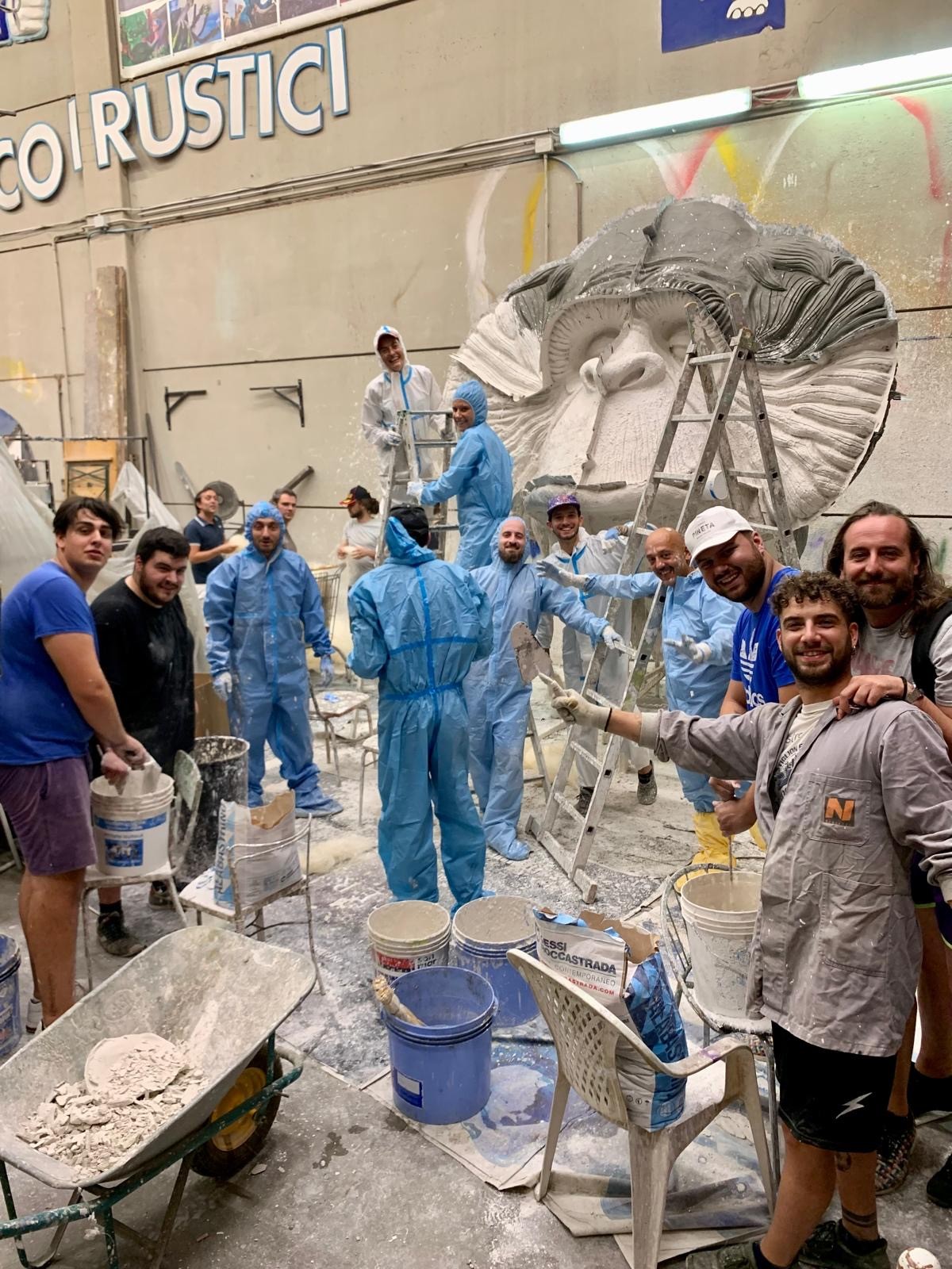 Family posing together for a group portrait.