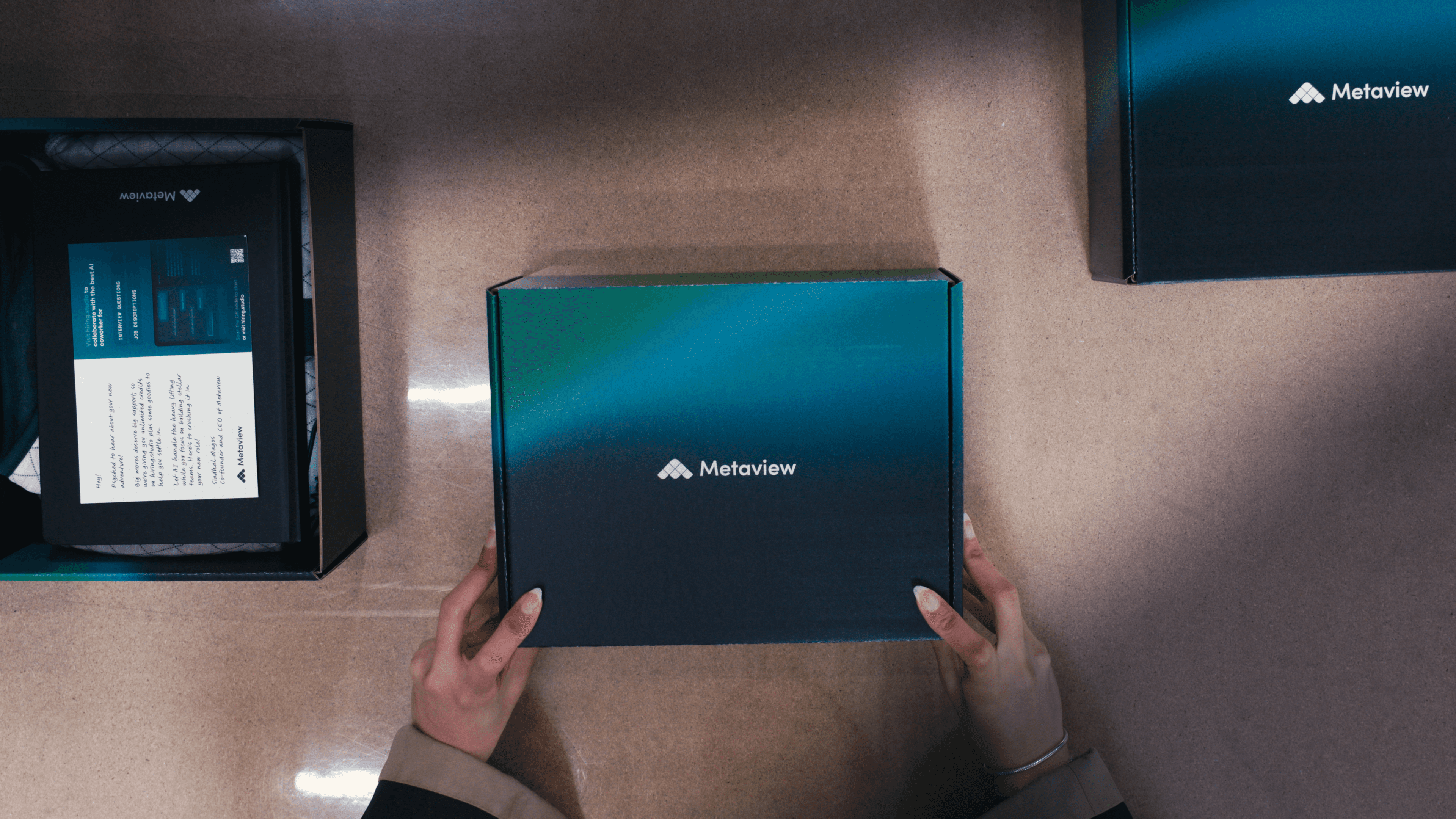 custom packaging for metaview