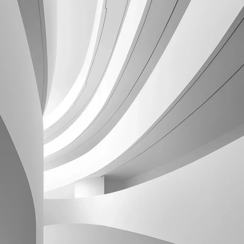 Weiße geschwungenes Treppenhaus eines modernen Bürogebäudes