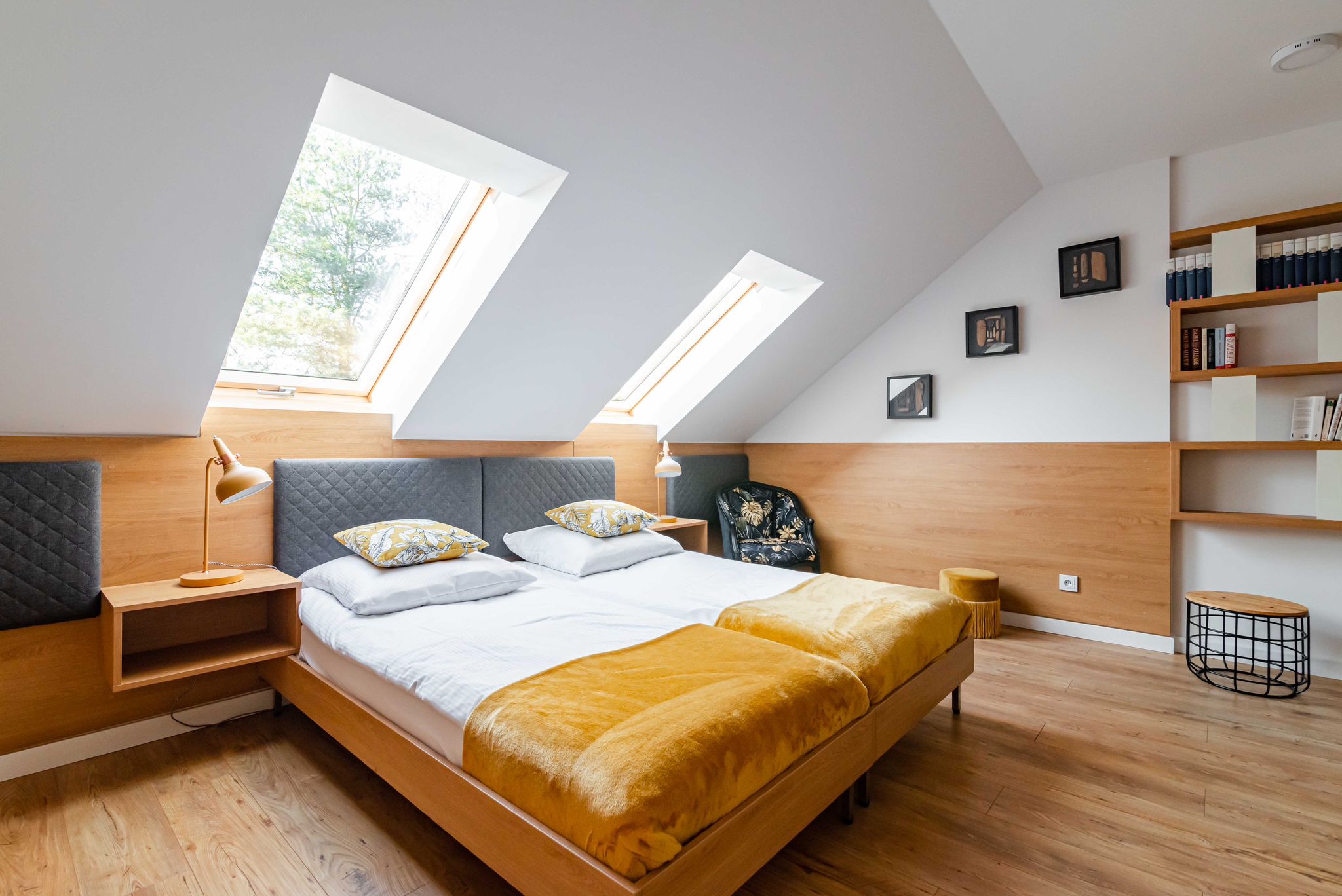 Willa White Glove Narty