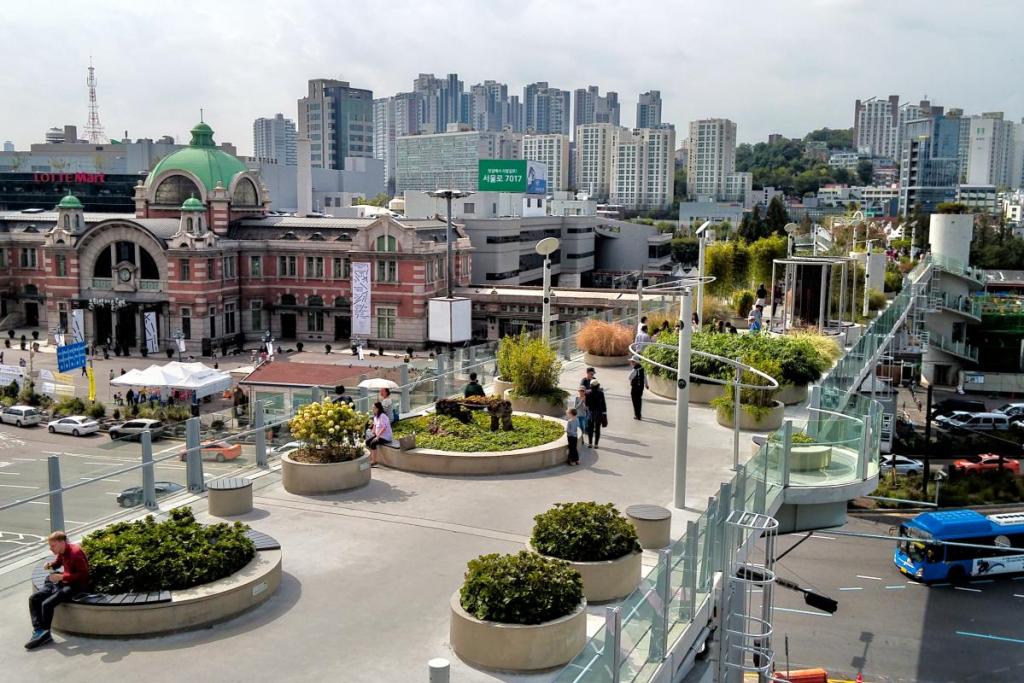 seoullo 7017 walkway