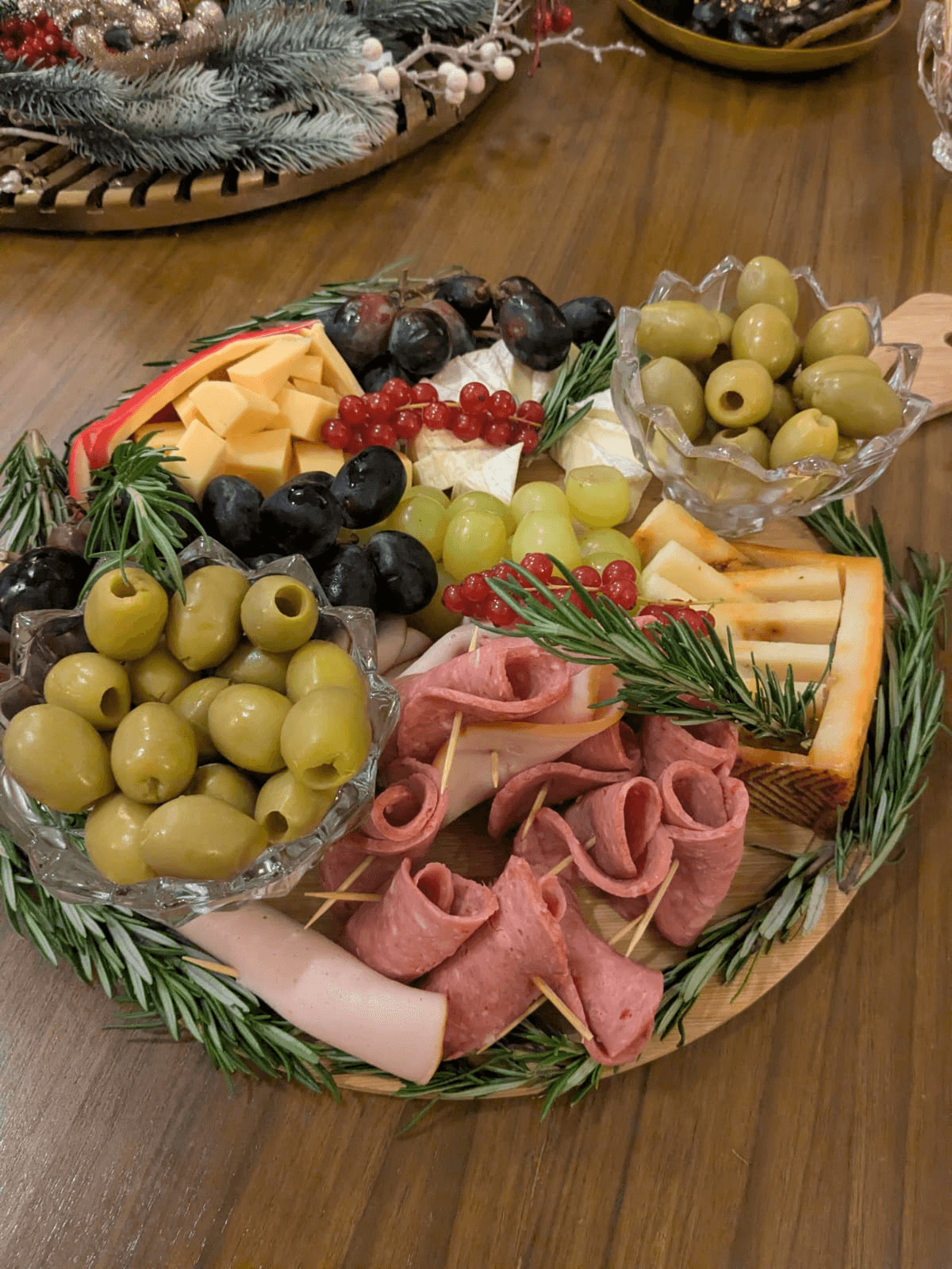 Luxury cheeseboard platter for private event in bangladesh