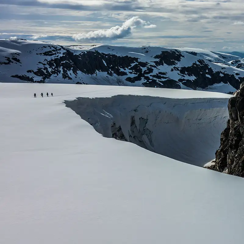 Kryssing av Norges 3. største isbre – Folgefonna på ski