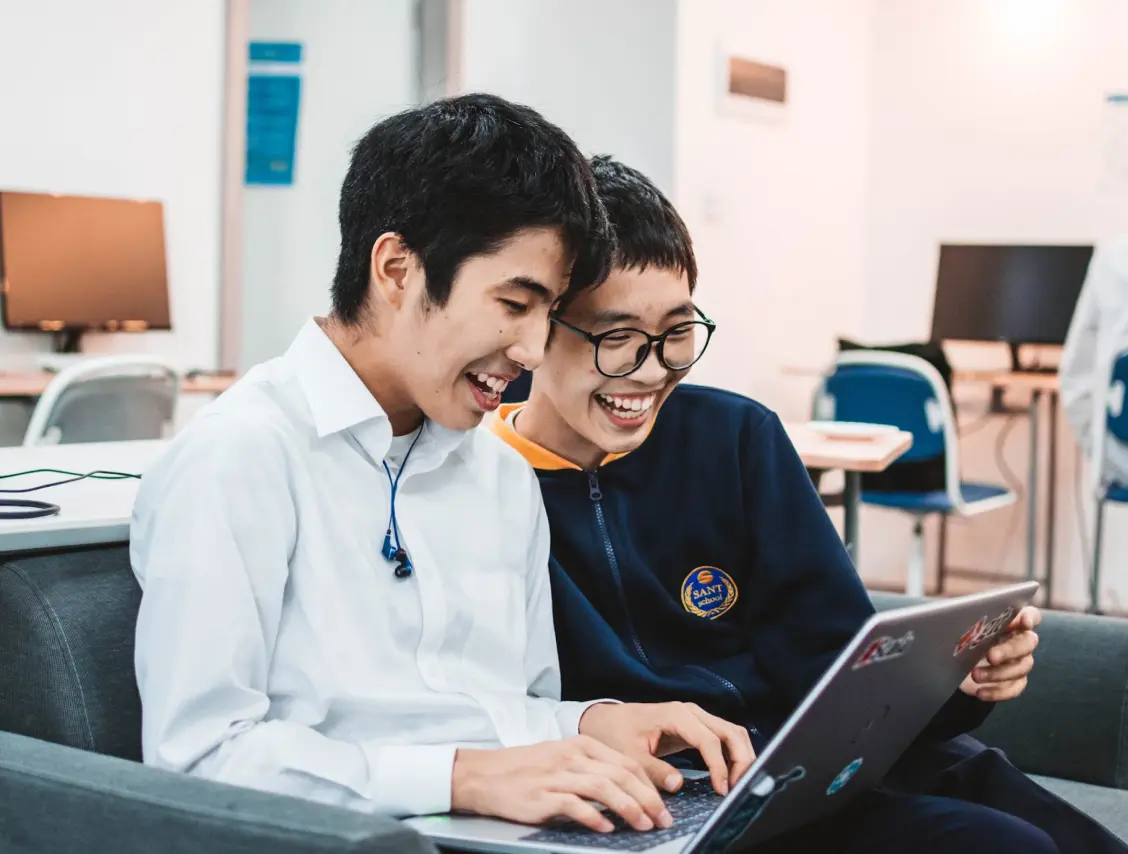 Pinecone Coding Academy for kids - Free Session