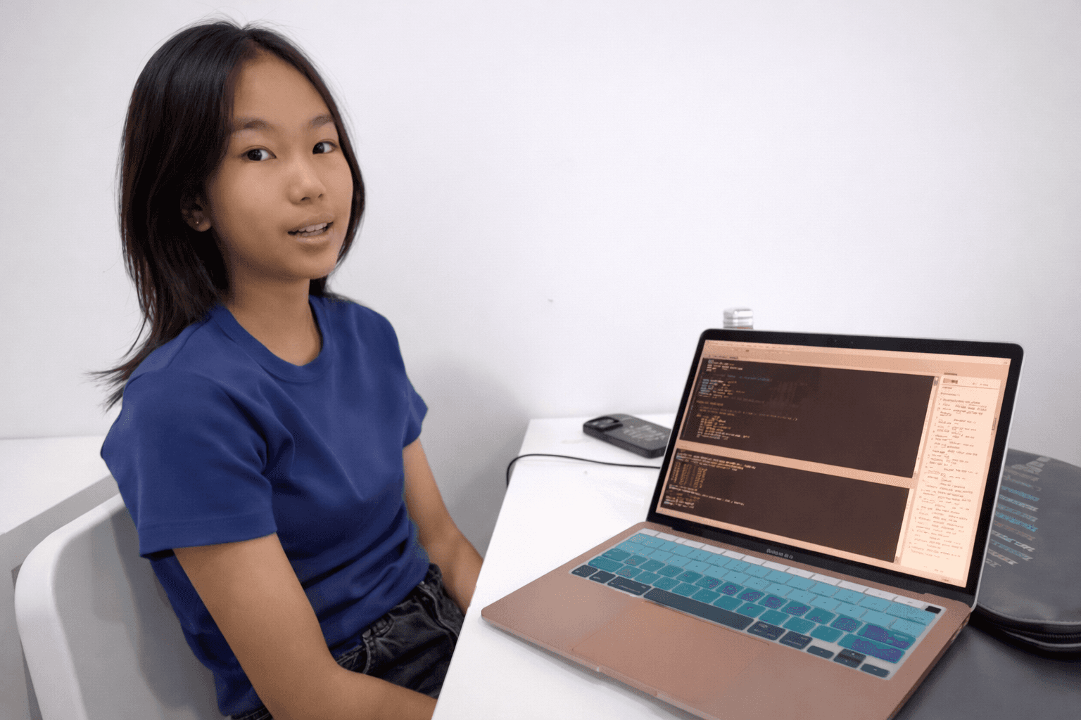 Having trouble keeping track of your water intake? Check out Sophie’s Hydration Tracker to help you stay hydrated everyday to reap health benefits.