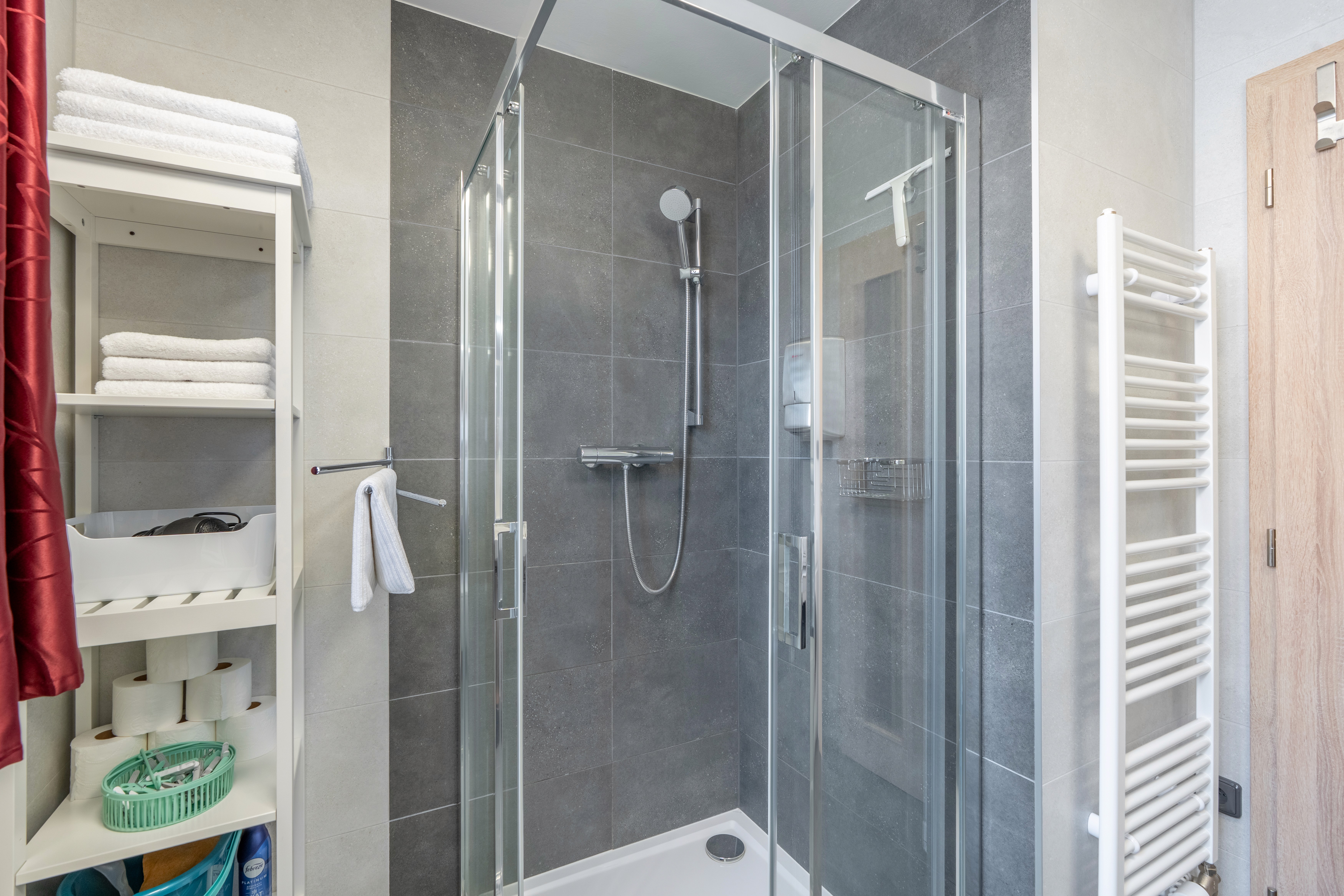 Here comes the alt text