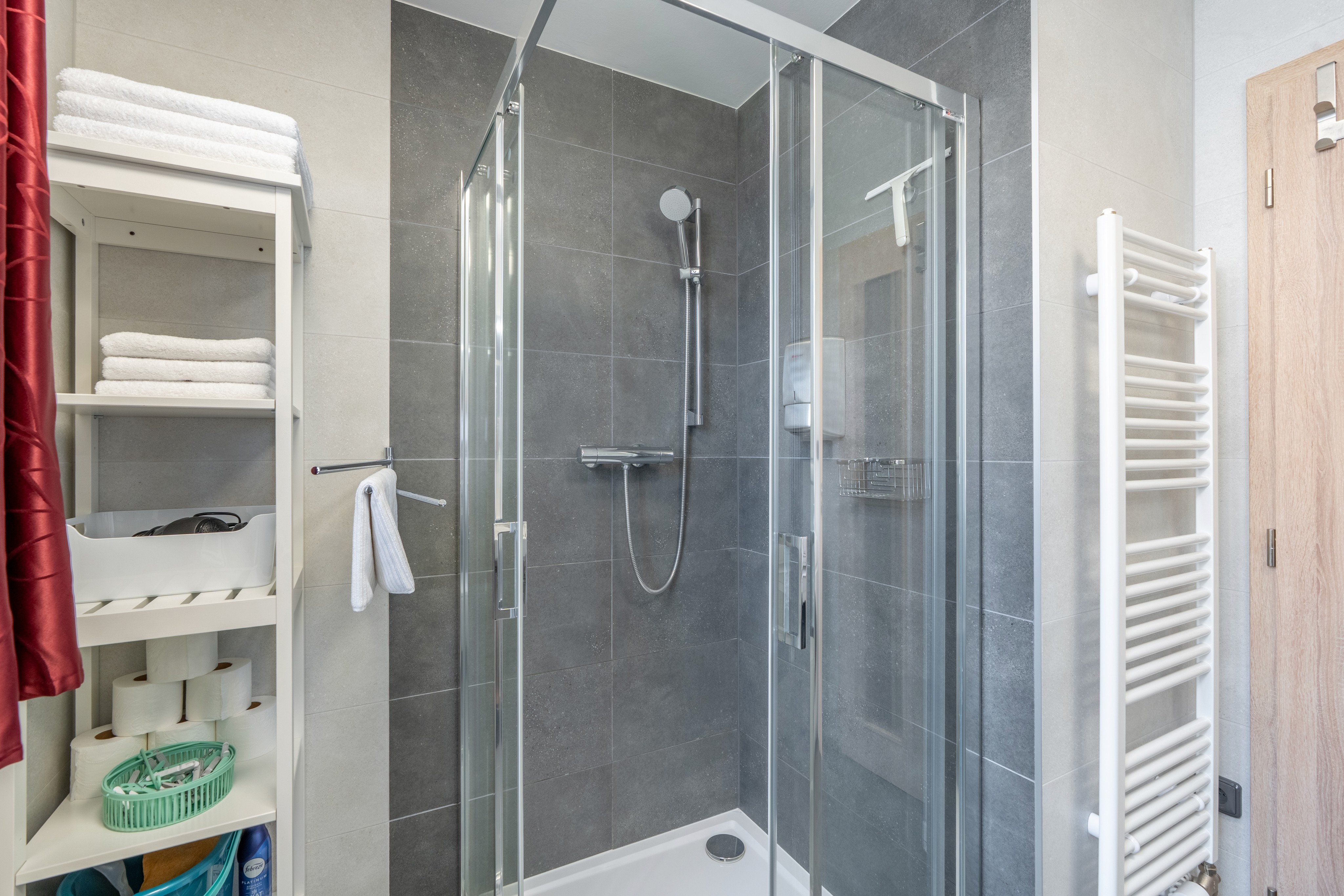 Here comes the alt text