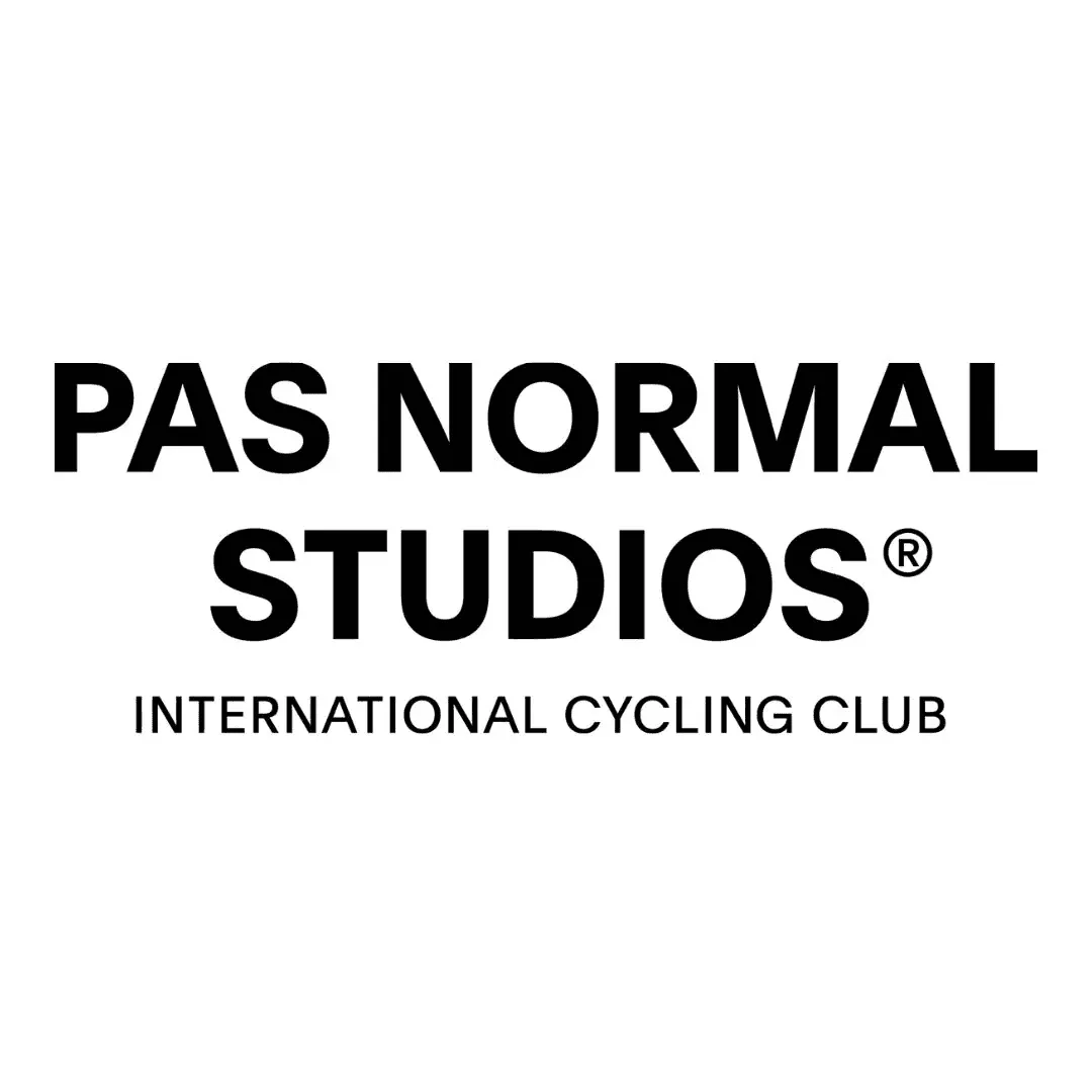 Client Pas Normal Studios accompagné par le Directeur Artistique Florian Fester.