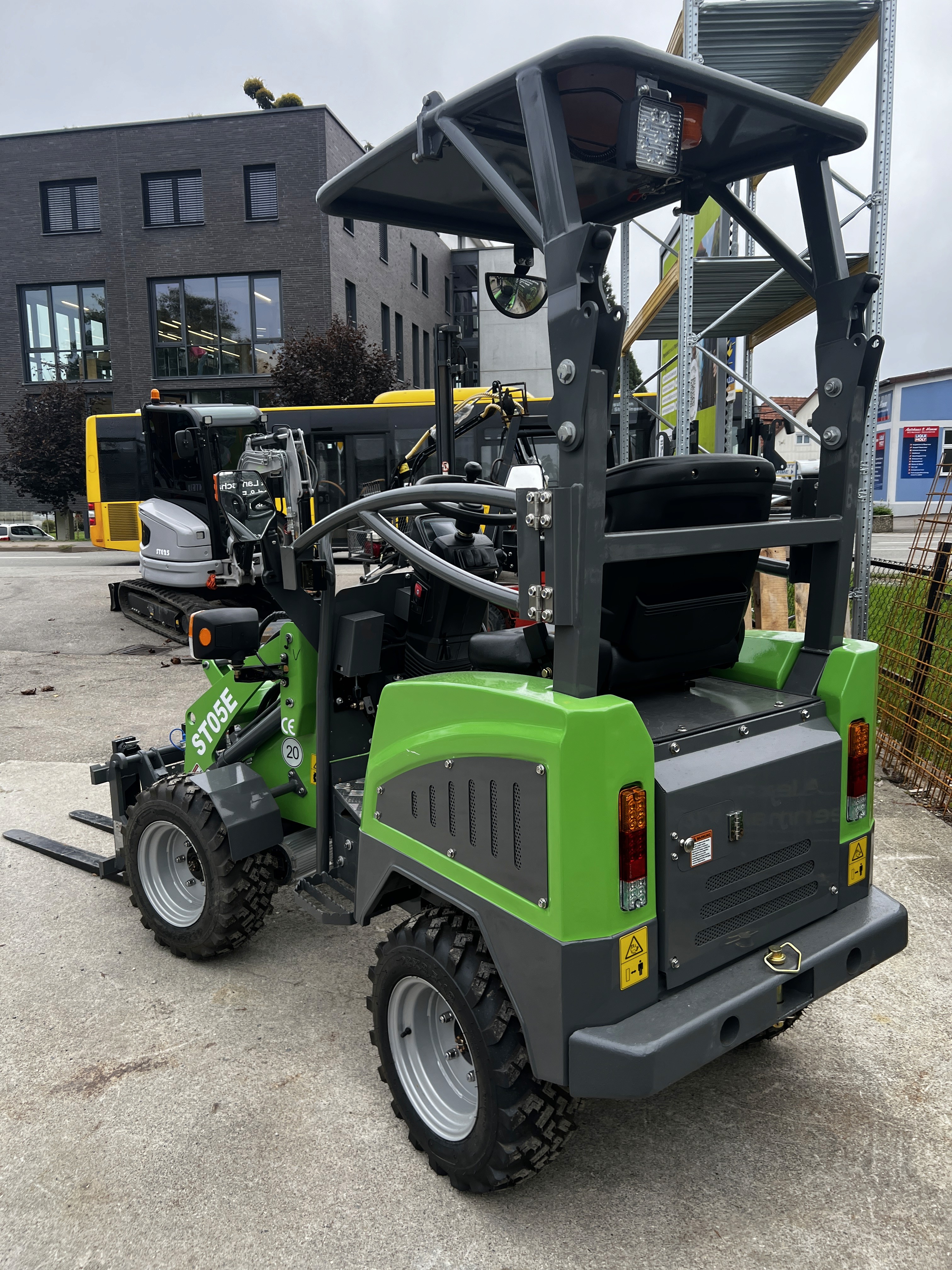 Eine Präsentationsanlage GREEN MAN