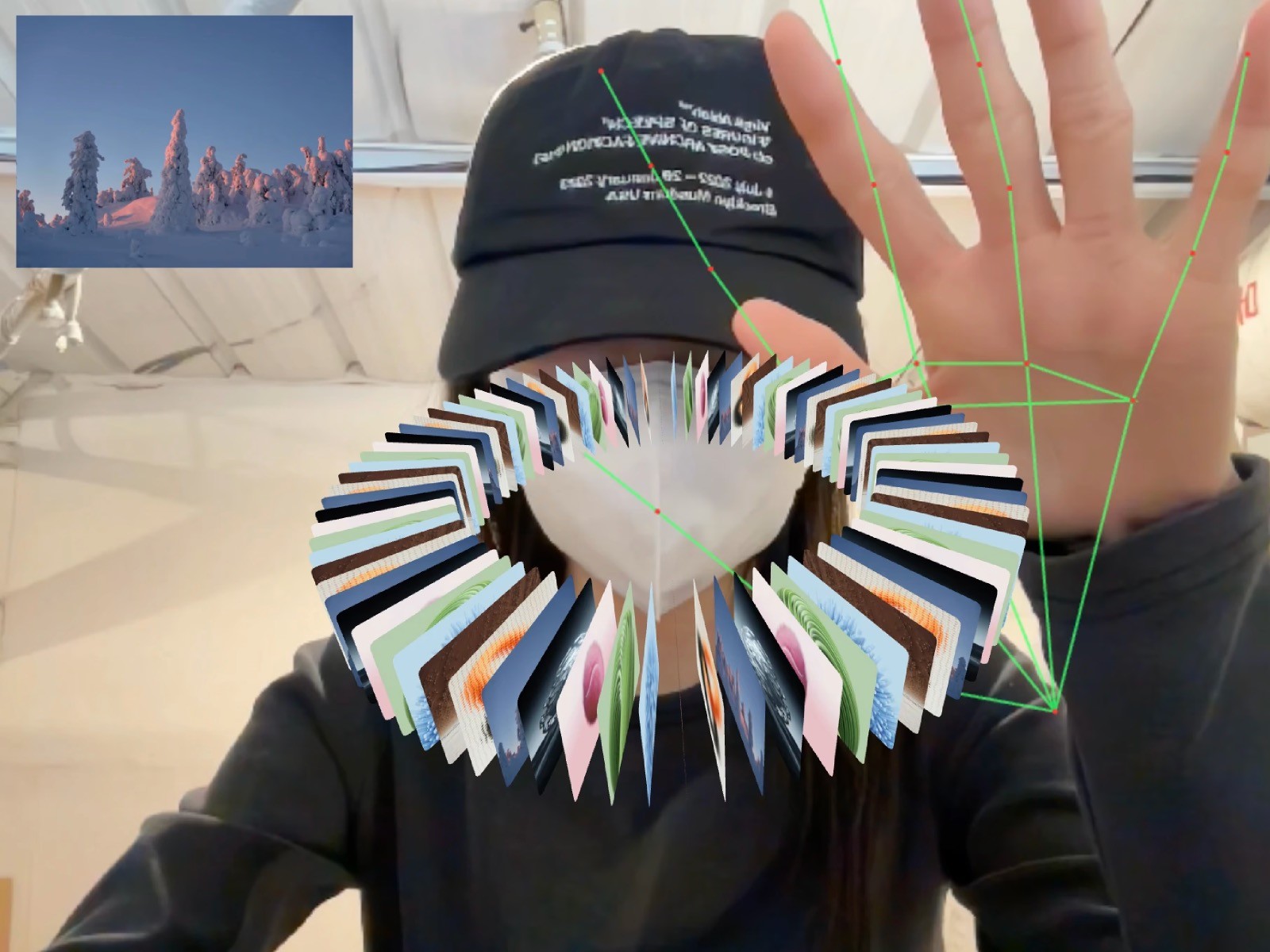 Hand-Tracking Gallery - Framer Component