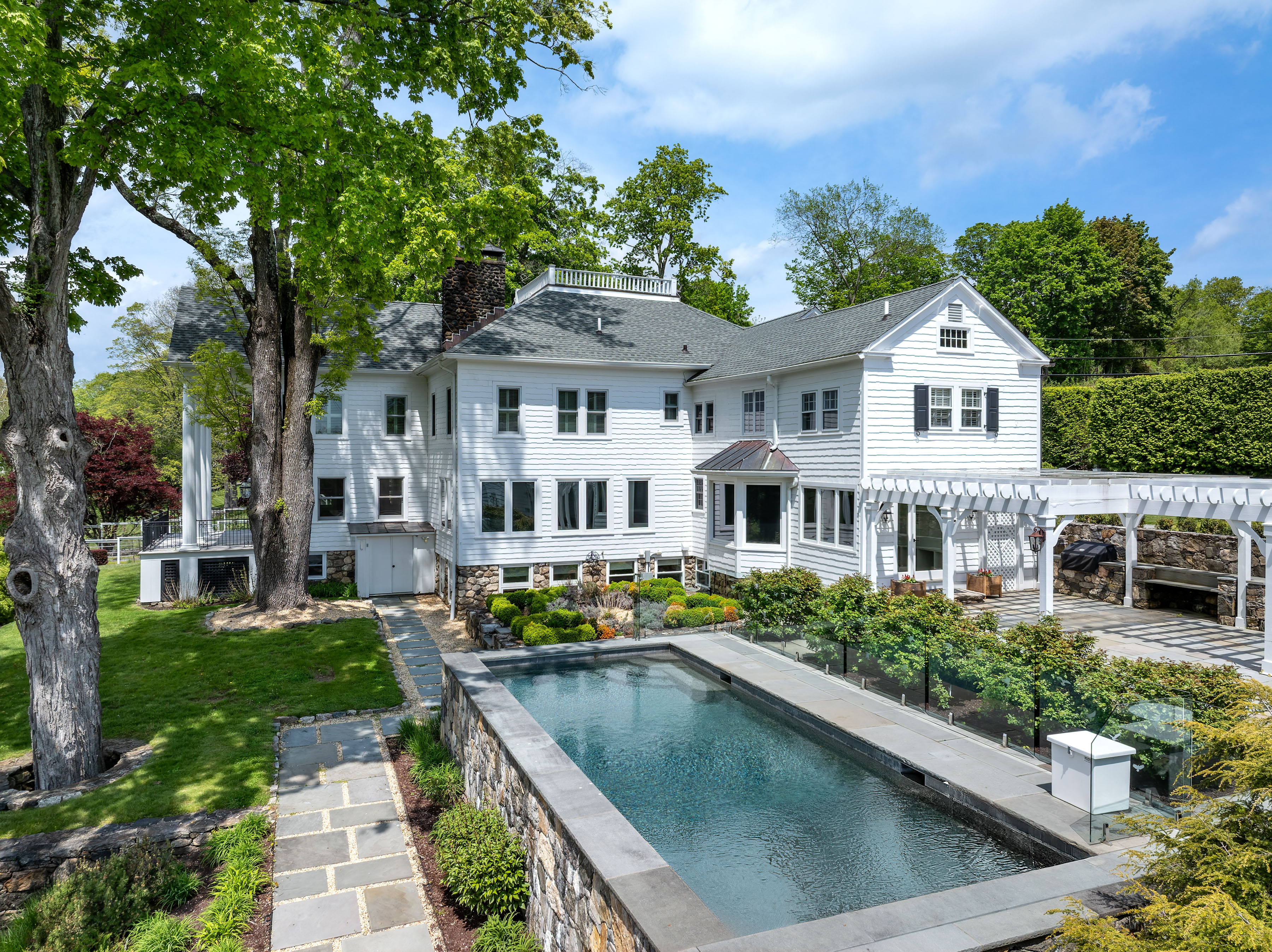 155 Long Ridge Rd Ext