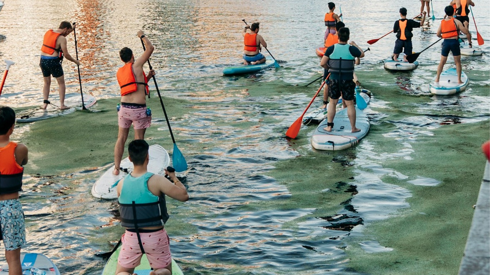 schüler-sup-kajak-spass-am-wasser--team-sportstunde-traunxperience-lambach-oberösterreich