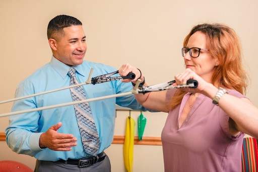 car accident chiropractor dr cintron helping patient