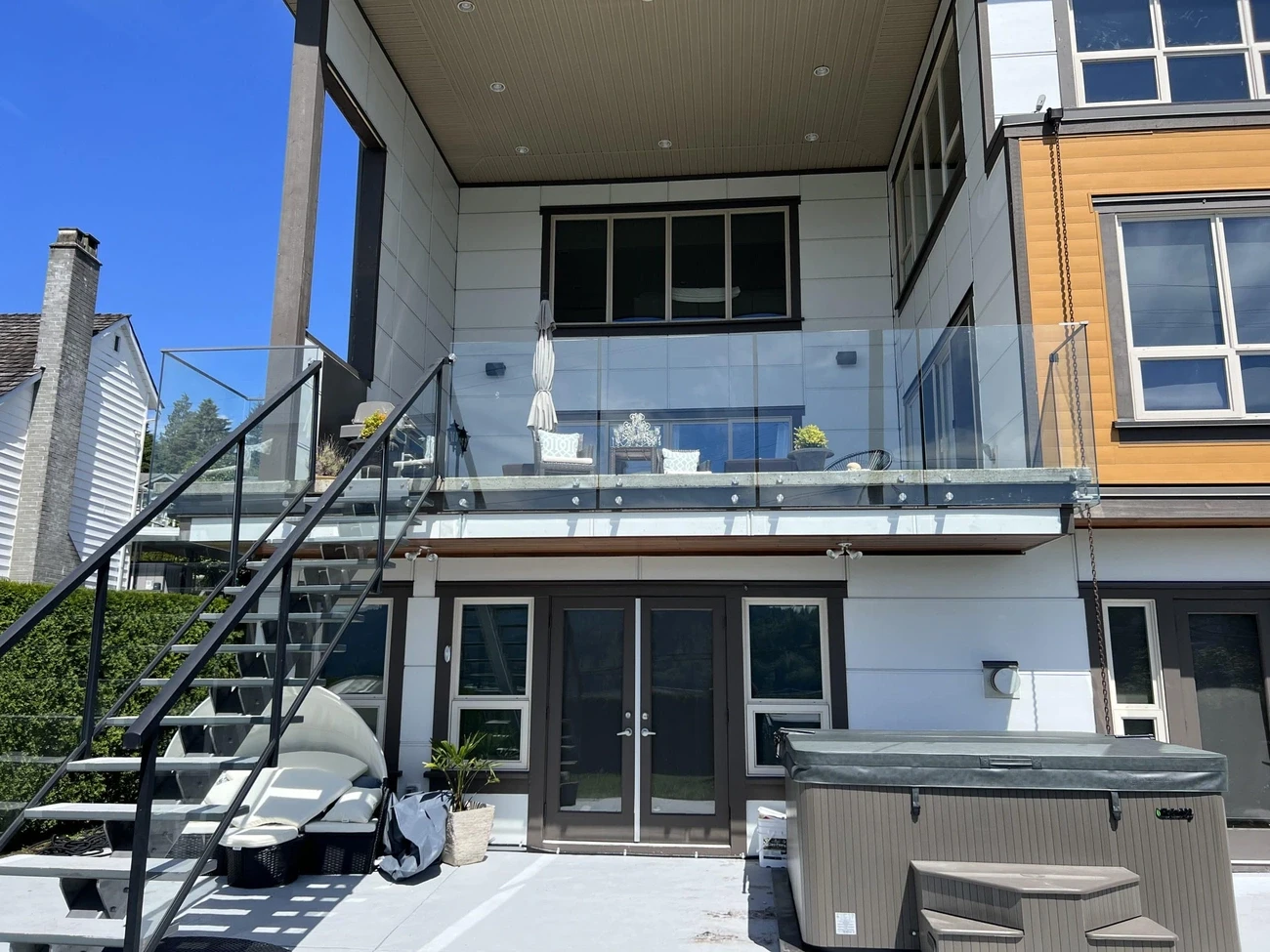 Frameless Glass Railings In Coquitlam & Maple Ridge | Astro Glass