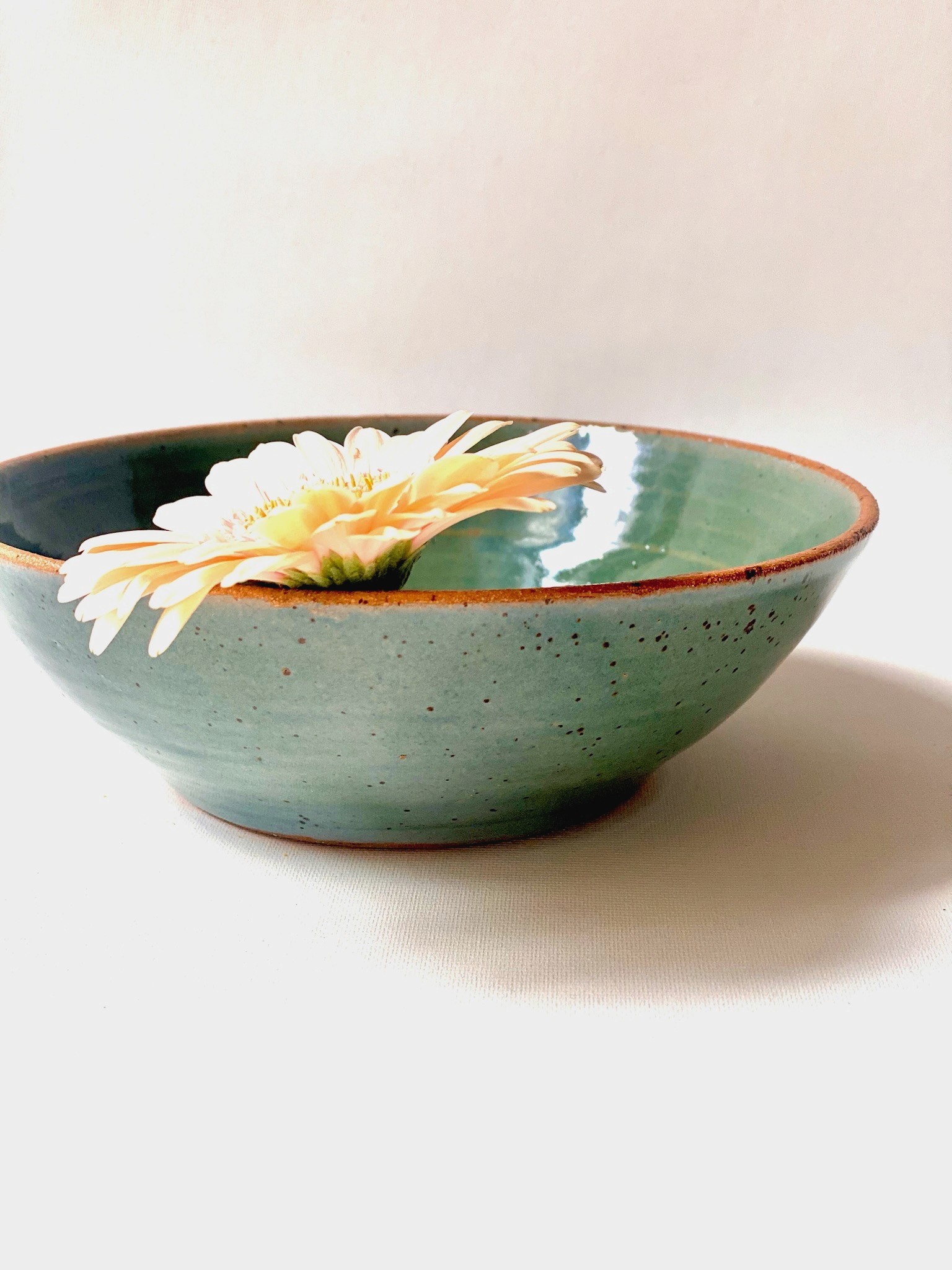 green Bowl with flower