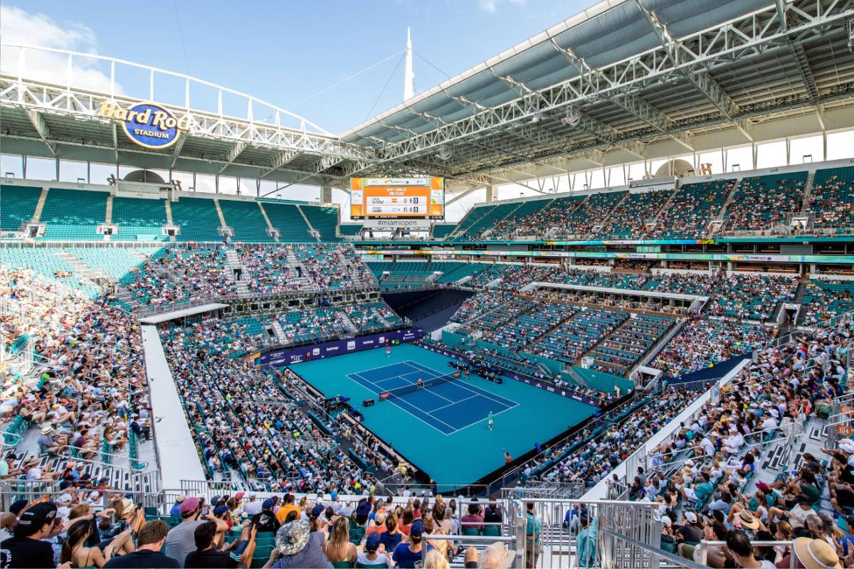 worker on laboratorium